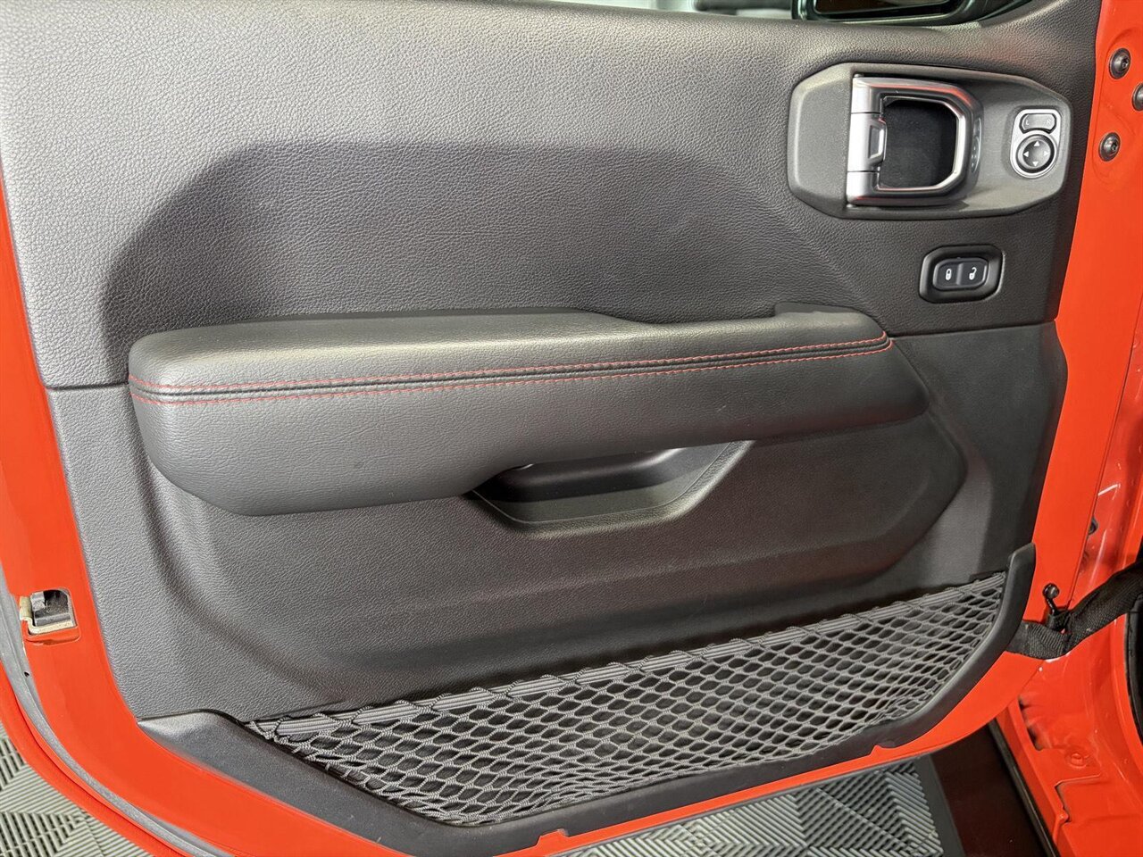 2019 Jeep Wrangler Unlimited Rubicon  Fully Customized Must See!!! - Photo 26 - Victorville, CA 92392