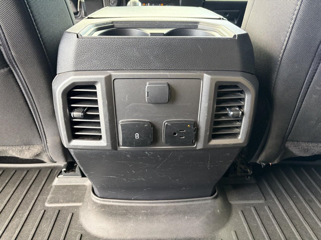 2020 Ford F-150 XLT   - Photo 27 - Victorville, CA 92392
