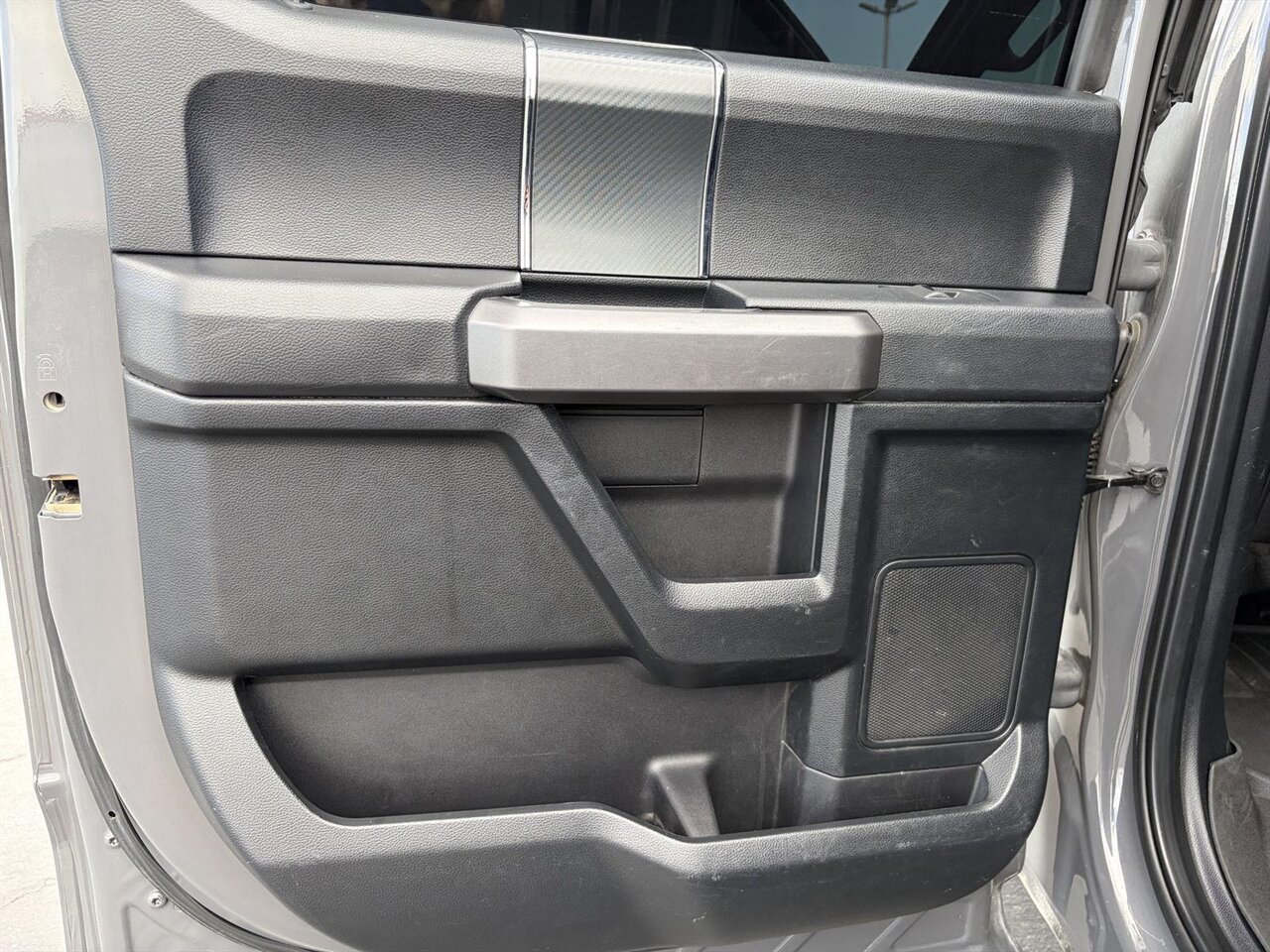 2020 Ford F-150 XLT   - Photo 22 - Victorville, CA 92392