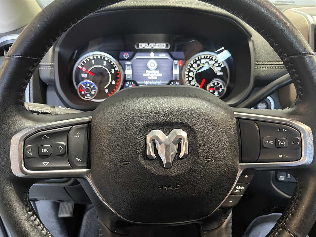 2024 RAM 2500 Laramie - Photo 16 - Victorville, CA 92392
