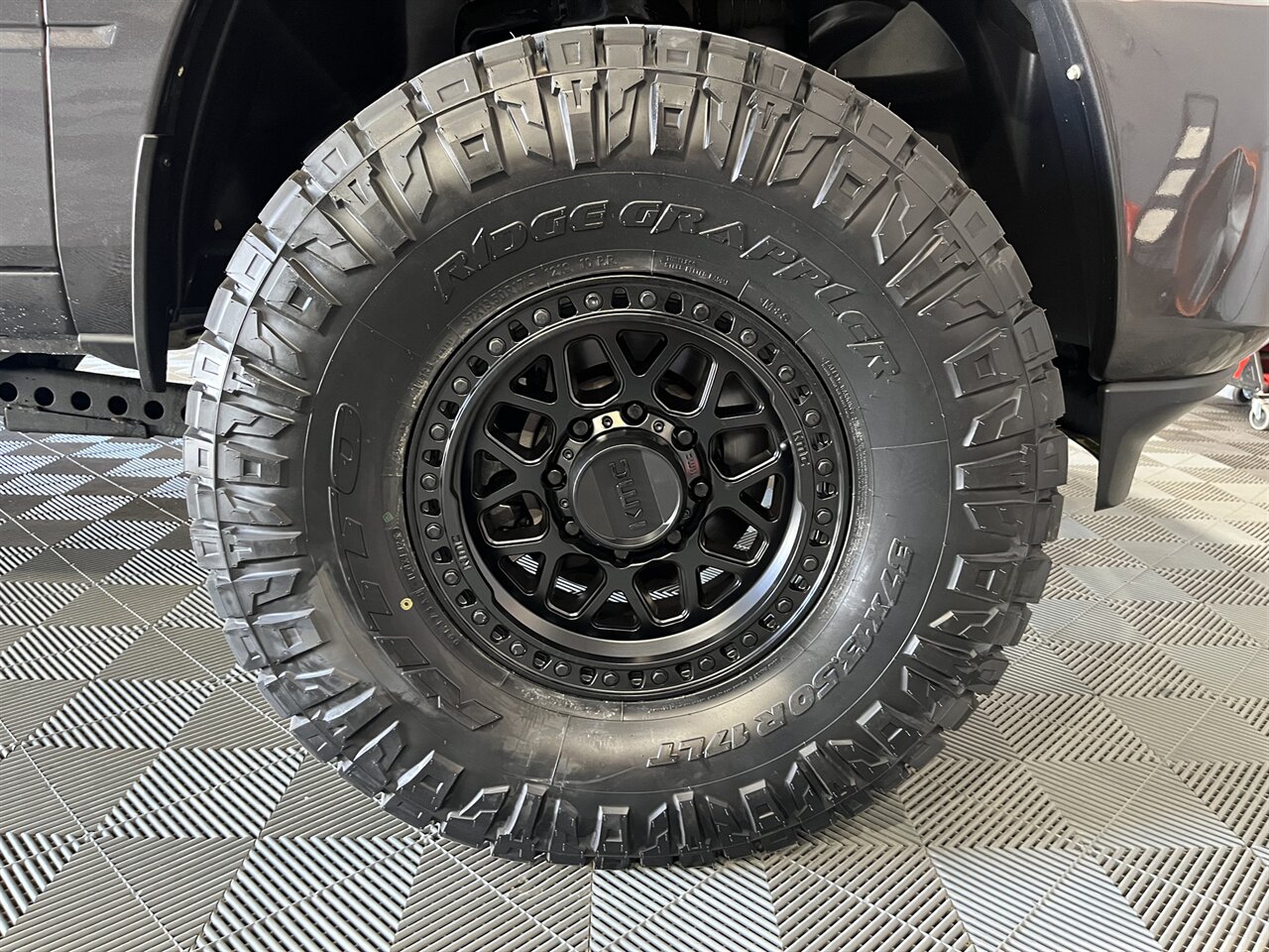 2024 RAM 2500 Laramie - Photo 10 - Victorville, CA 92392