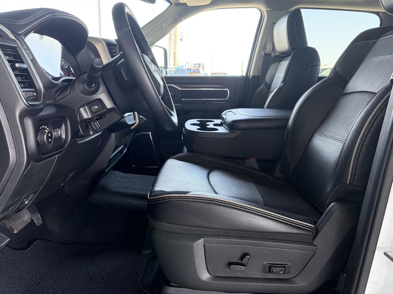 2024 RAM 2500 Laramie - Photo 2 - Victorville, CA 92392