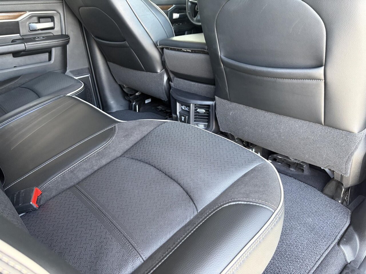 2024 RAM 2500 Laramie - Photo 34 - Victorville, CA 92392
