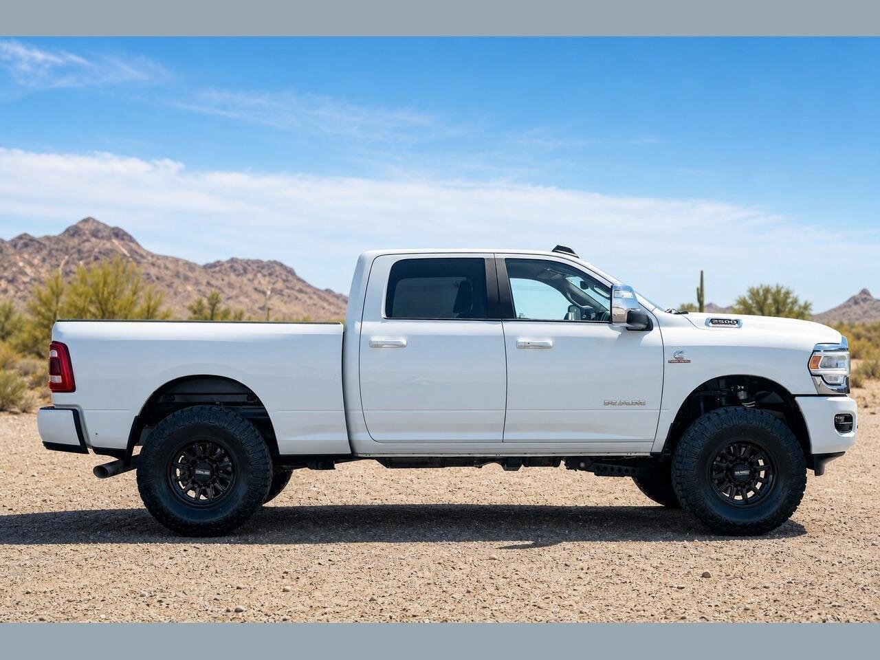 2024 RAM 2500 Laramie - Photo 3 - Victorville, CA 92392
