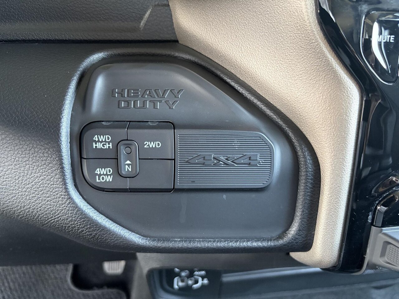 2024 RAM 2500 Laramie - Photo 20 - Victorville, CA 92392
