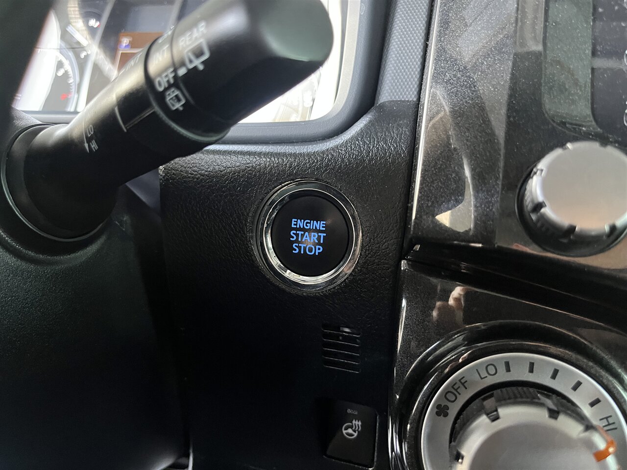2023 Toyota 4Runner TRD Off-Road Premium Tons of Custom Upgrades! - Photo 24 - Victorville, CA 92392