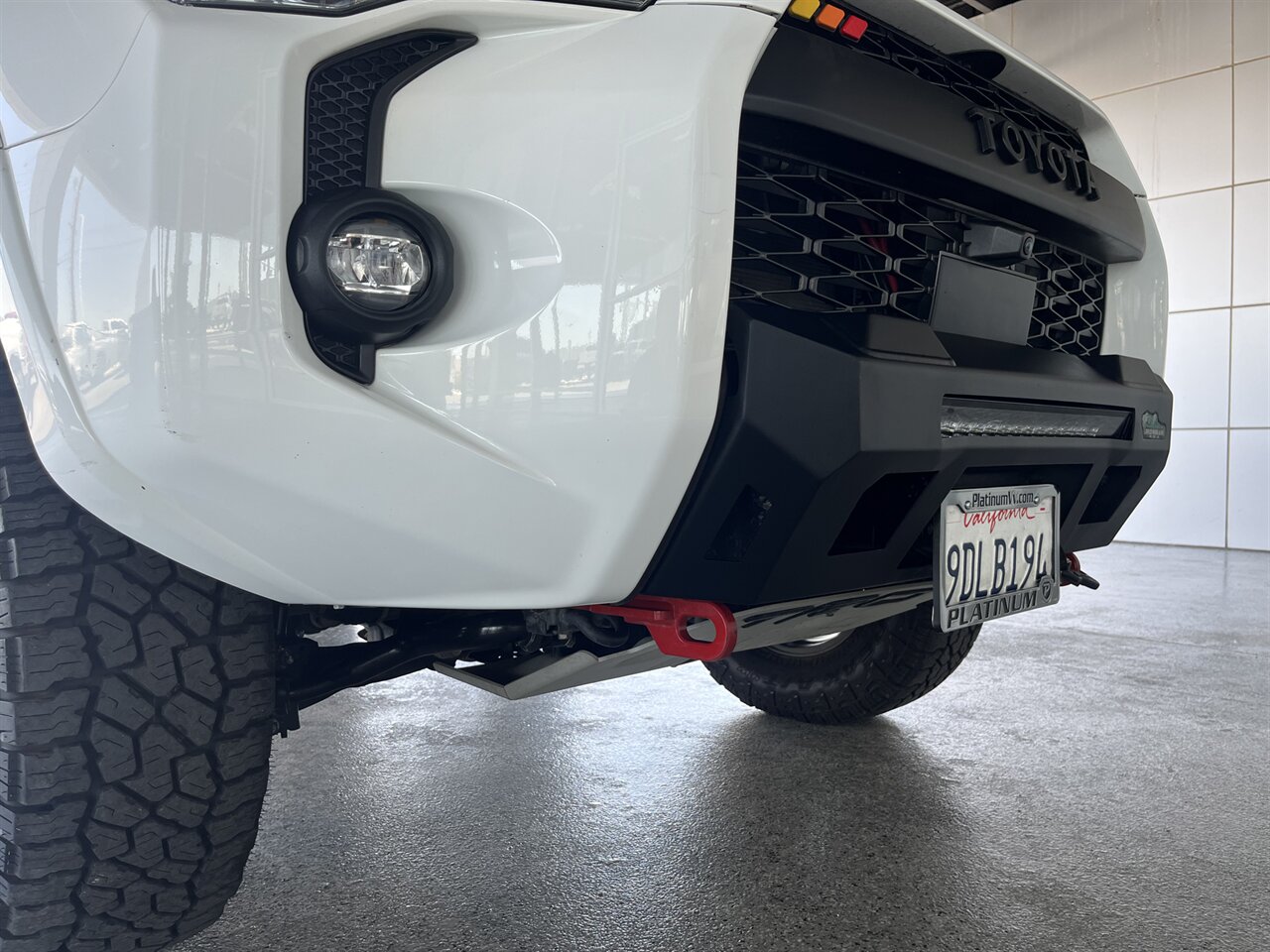 2023 Toyota 4Runner TRD Off-Road Premium Tons of Custom Upgrades! - Photo 9 - Victorville, CA 92392