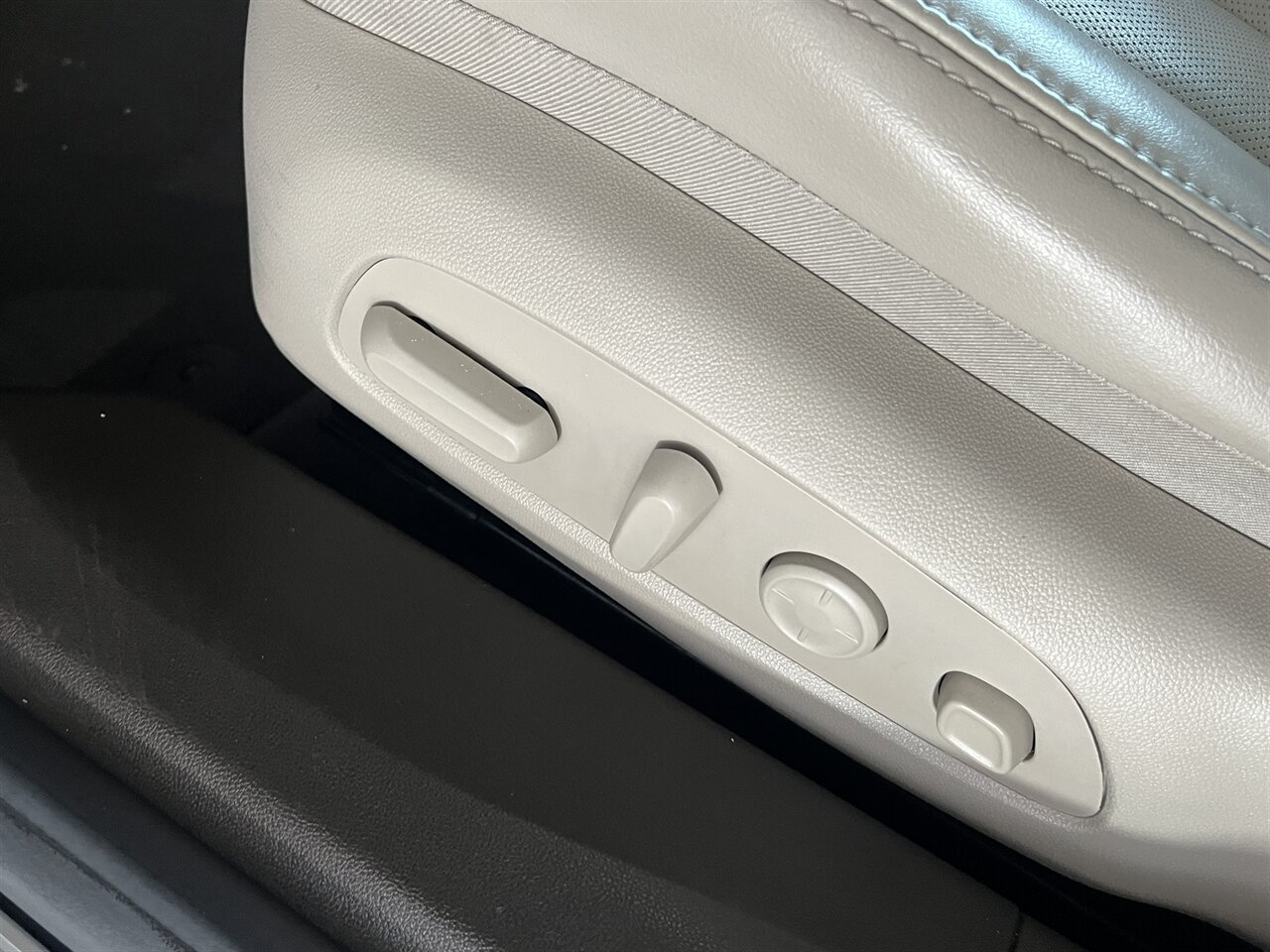 2017 Buick LaCrosse Premium - Photo 13 - Victorville, CA 92392