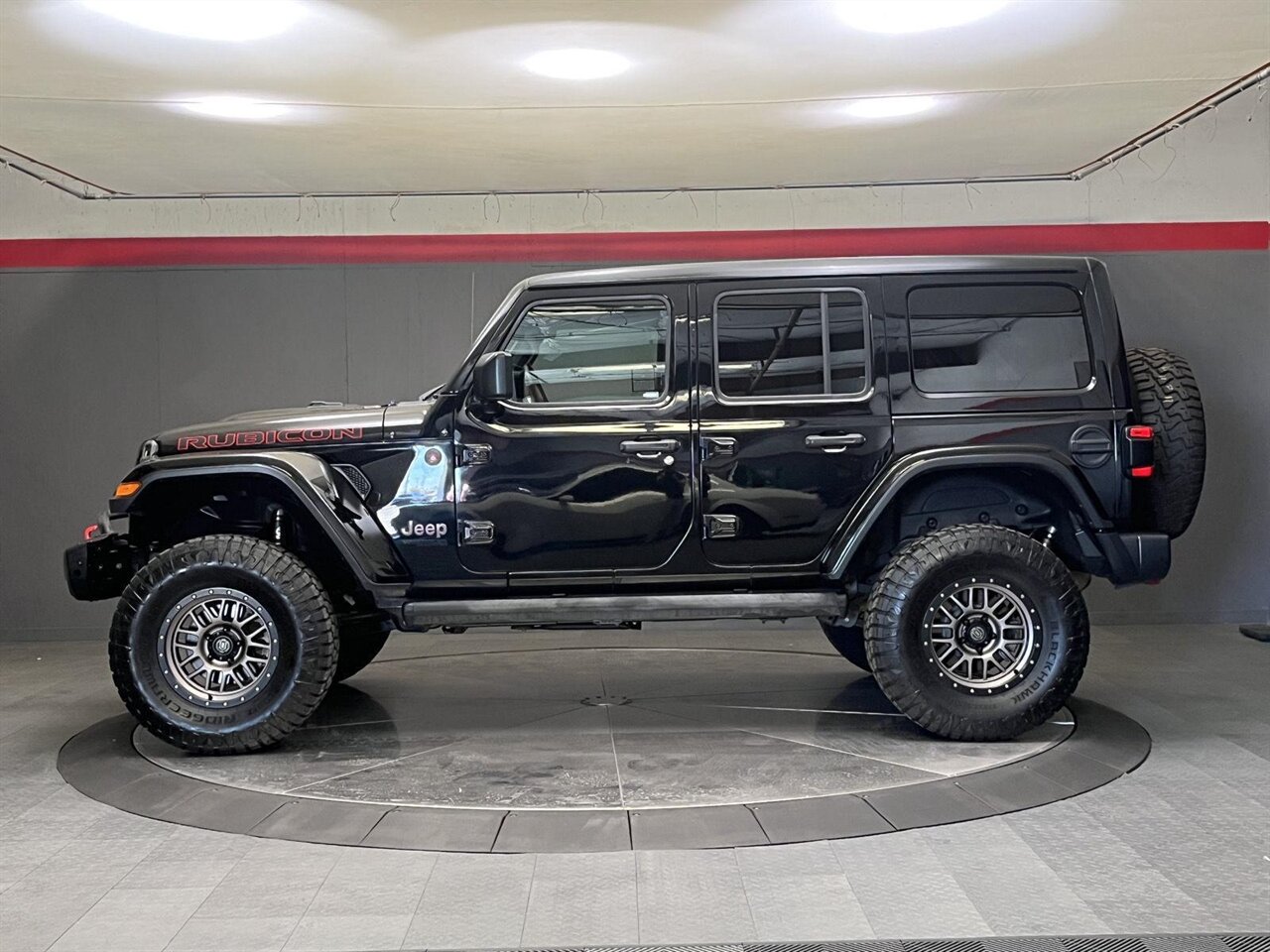 2019 Jeep Wrangler Unlimited Rubicon  Lifted with Fox Performance Shocks - Photo 14 - Victorville, CA 92392