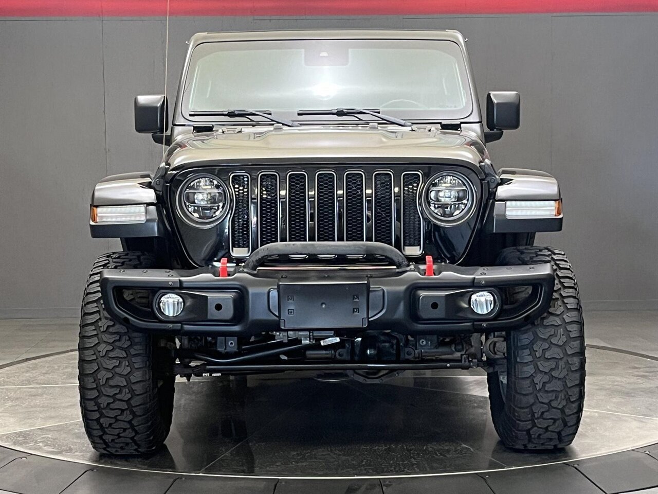 2019 Jeep Wrangler Unlimited Rubicon  Lifted with Fox Performance Shocks - Photo 12 - Victorville, CA 92392