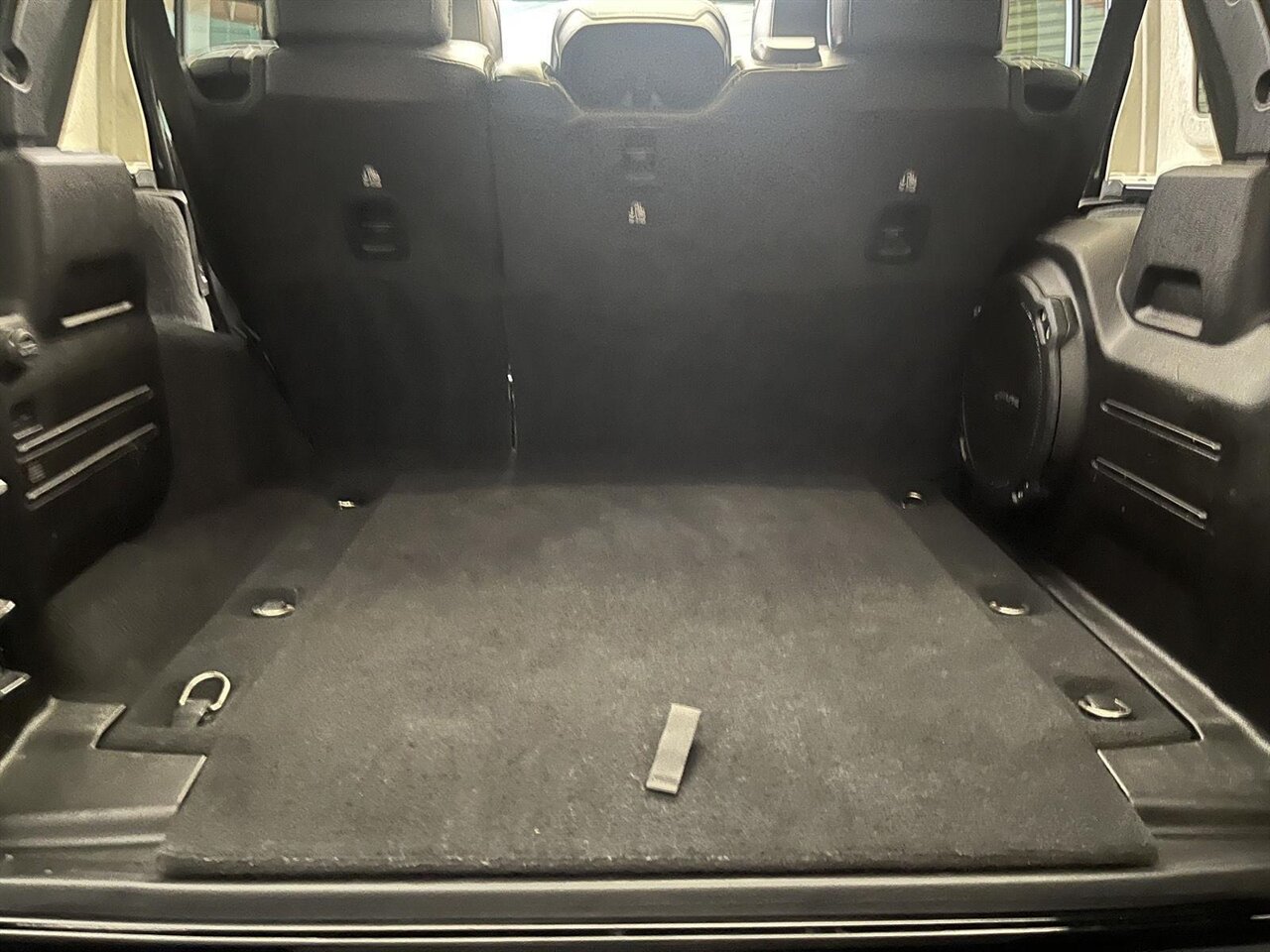 2019 Jeep Wrangler Unlimited Rubicon  Lifted with Fox Performance Shocks - Photo 29 - Victorville, CA 92392