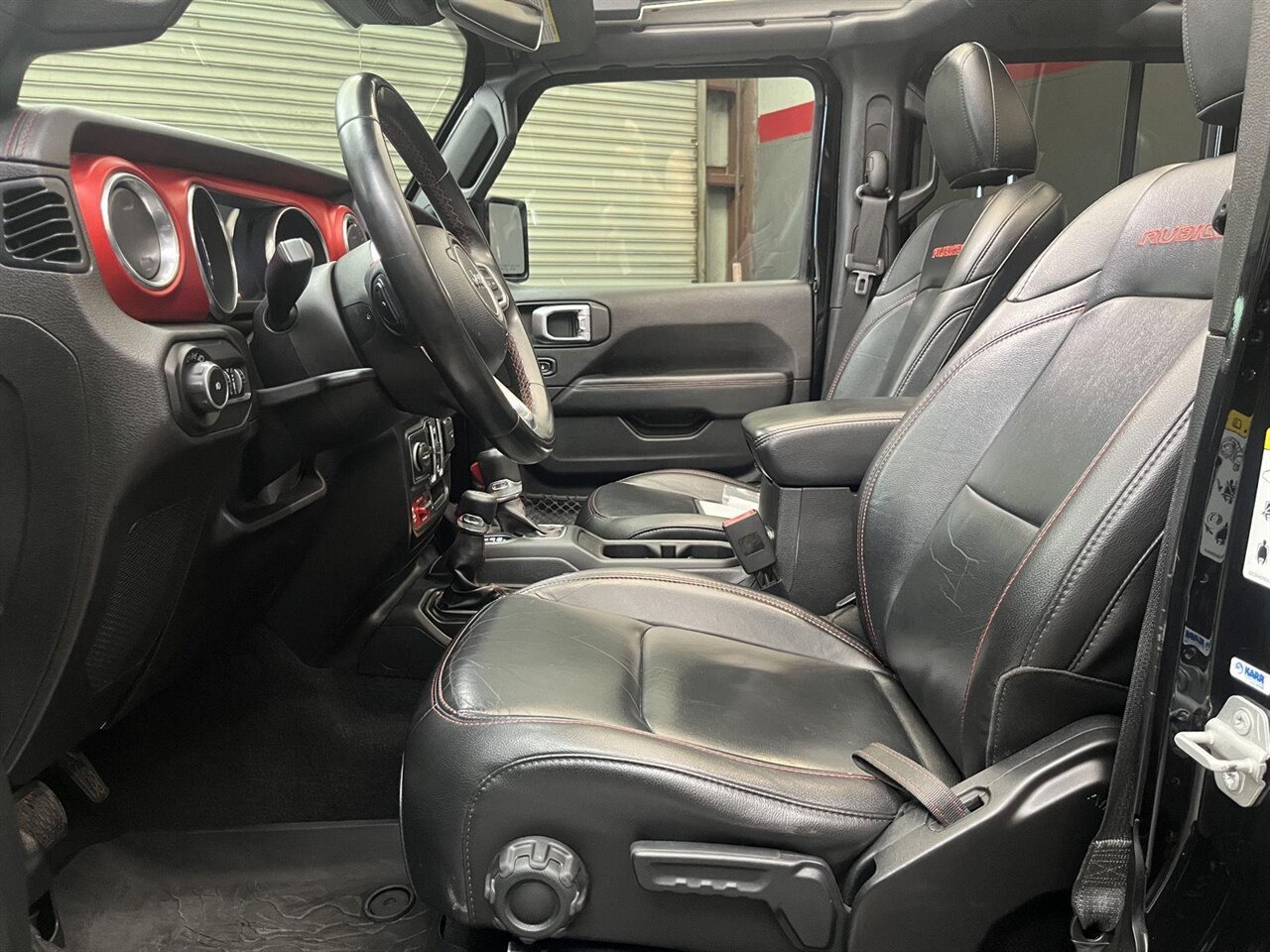 2019 Jeep Wrangler Unlimited Rubicon  Lifted with Fox Performance Shocks - Photo 2 - Victorville, CA 92392