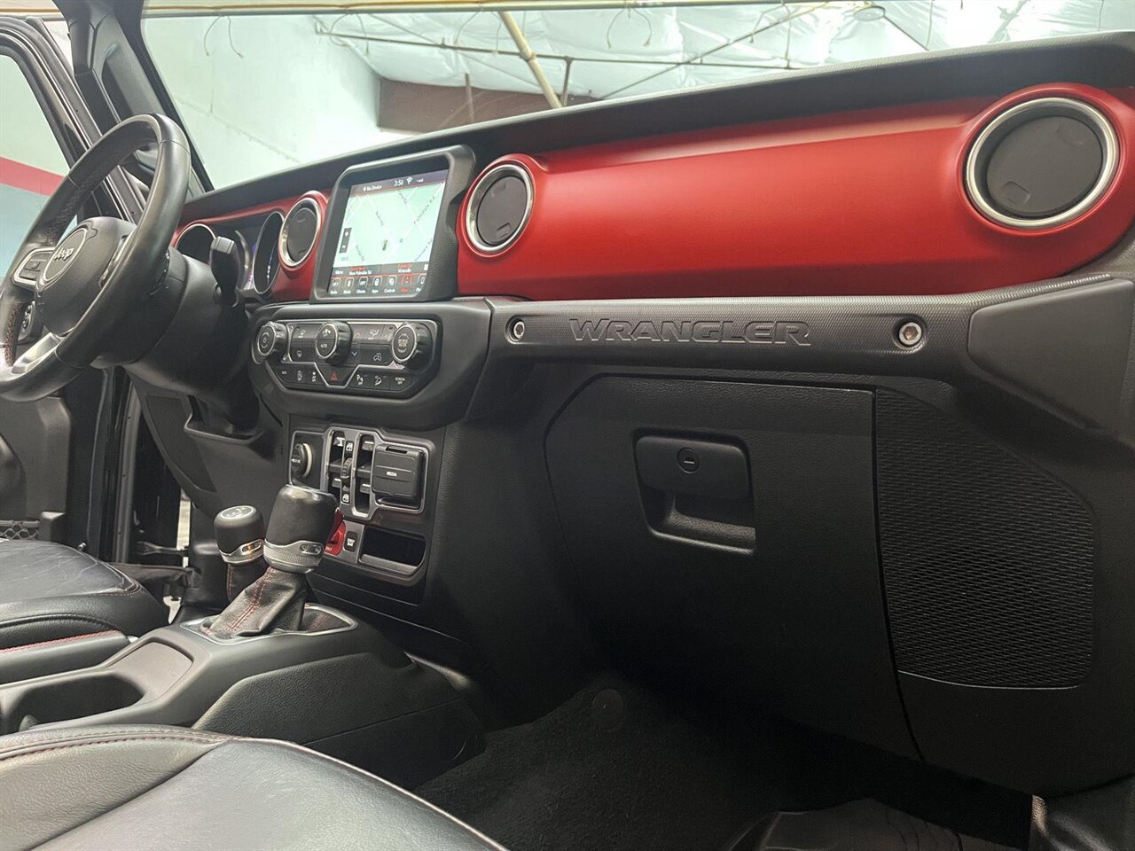 2019 Jeep Wrangler Unlimited Rubicon  Lifted with Fox Performance Shocks - Photo 27 - Victorville, CA 92392