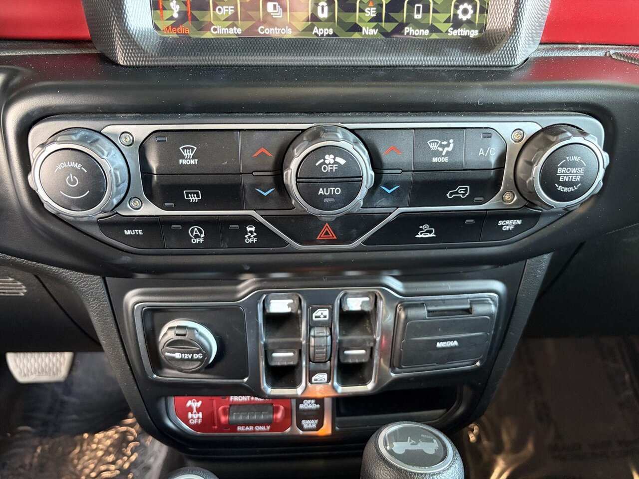 2021 Jeep Wrangler Unlimited Rubicon  Custom Wheels and Tires! - Photo 23 - Victorville, CA 92392