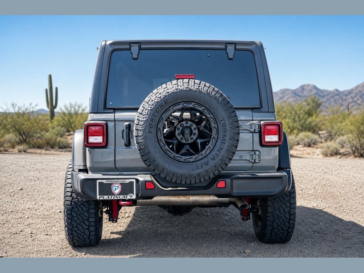 2021 Jeep Wrangler Unlimited Rubicon Custom Wheels and Tires! - Photo 6 - Victorville, CA 92392