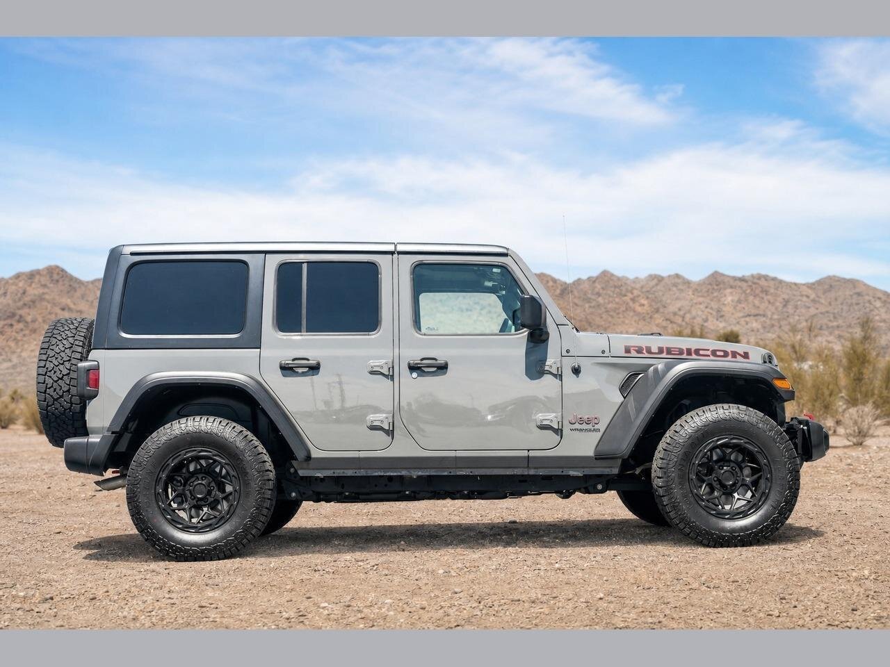 2021 Jeep Wrangler Unlimited Rubicon Custom Wheels and Tires! - Photo 9 - Victorville, CA 92392
