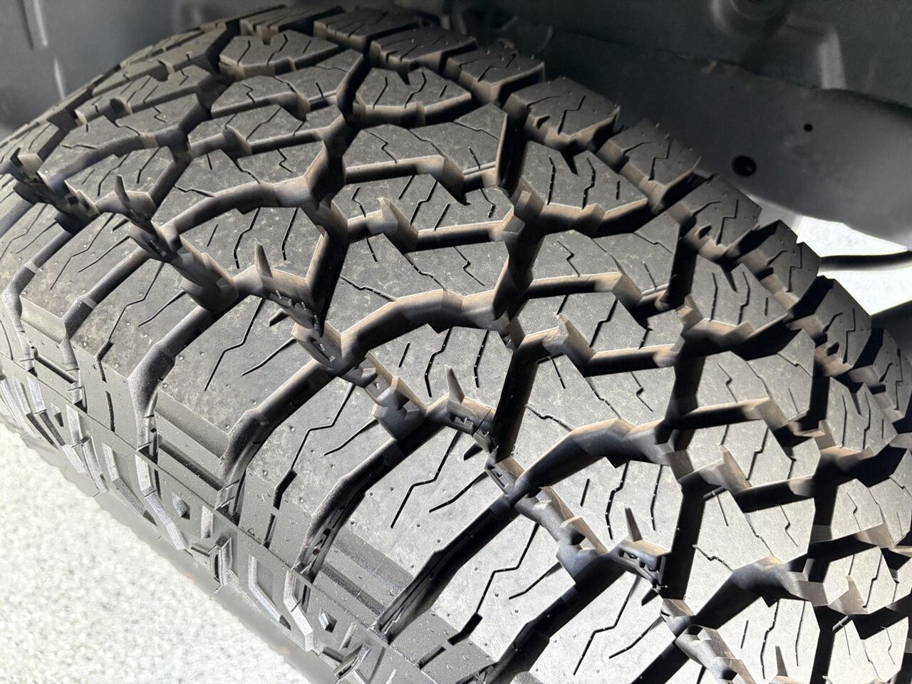 2021 Jeep Wrangler Unlimited Rubicon  Custom Wheels and Tires! - Photo 5 - Victorville, CA 92392