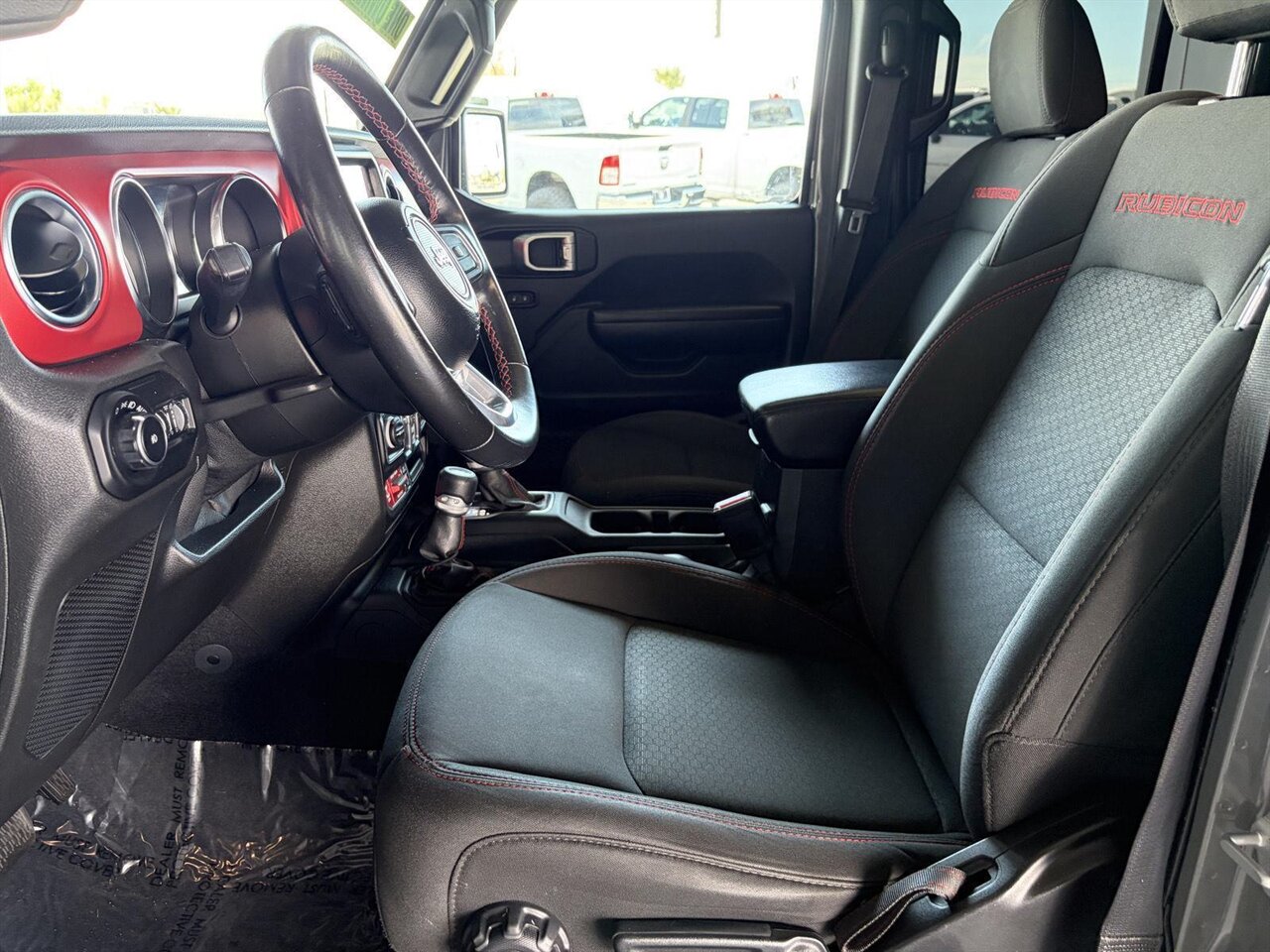 2021 Jeep Wrangler Unlimited Rubicon Custom Wheels and Tires! - Photo 2 - Victorville, CA 92392