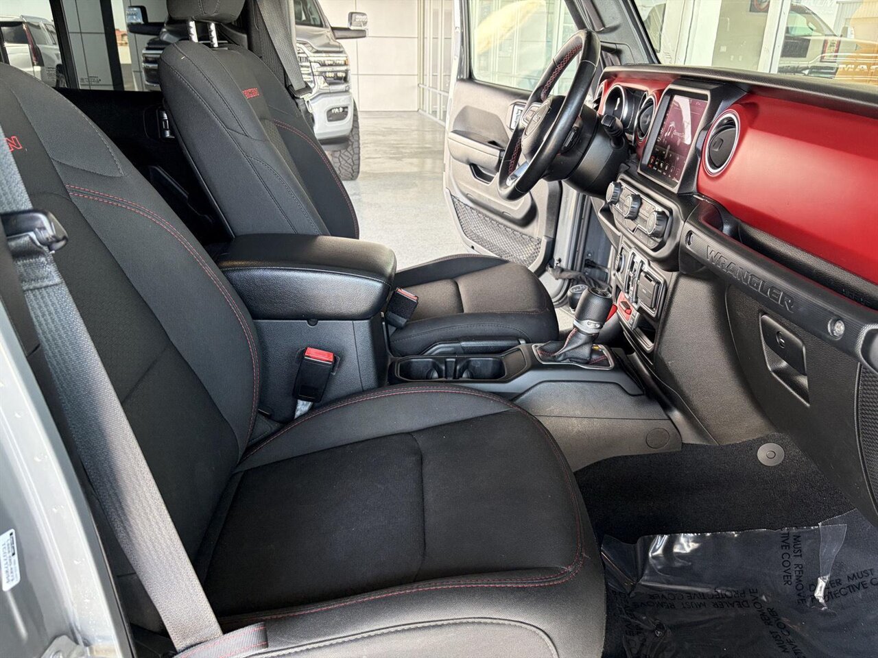 2021 Jeep Wrangler Unlimited Rubicon  Custom Wheels and Tires! - Photo 32 - Victorville, CA 92392