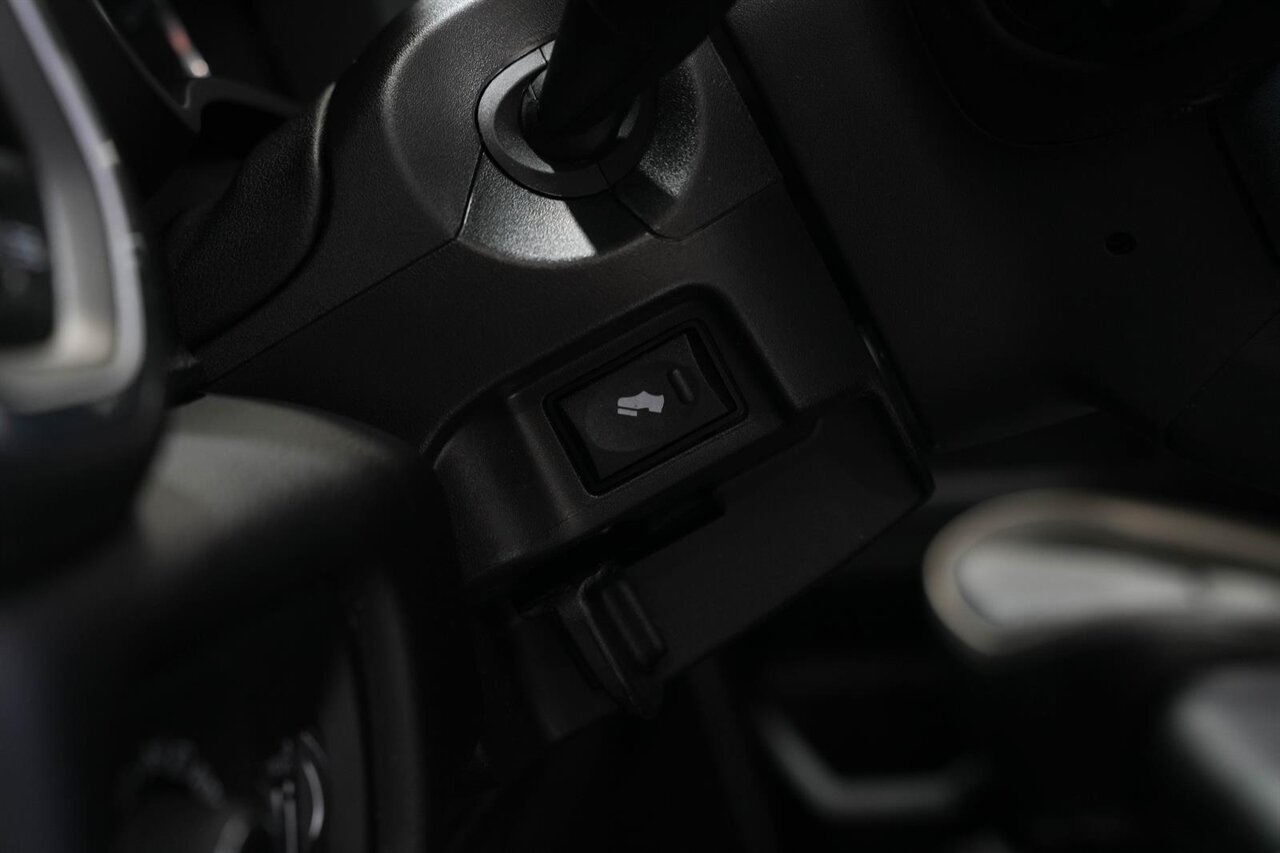 2024 RAM 2500 Laramie   - Photo 19 - Victorville, CA 92392