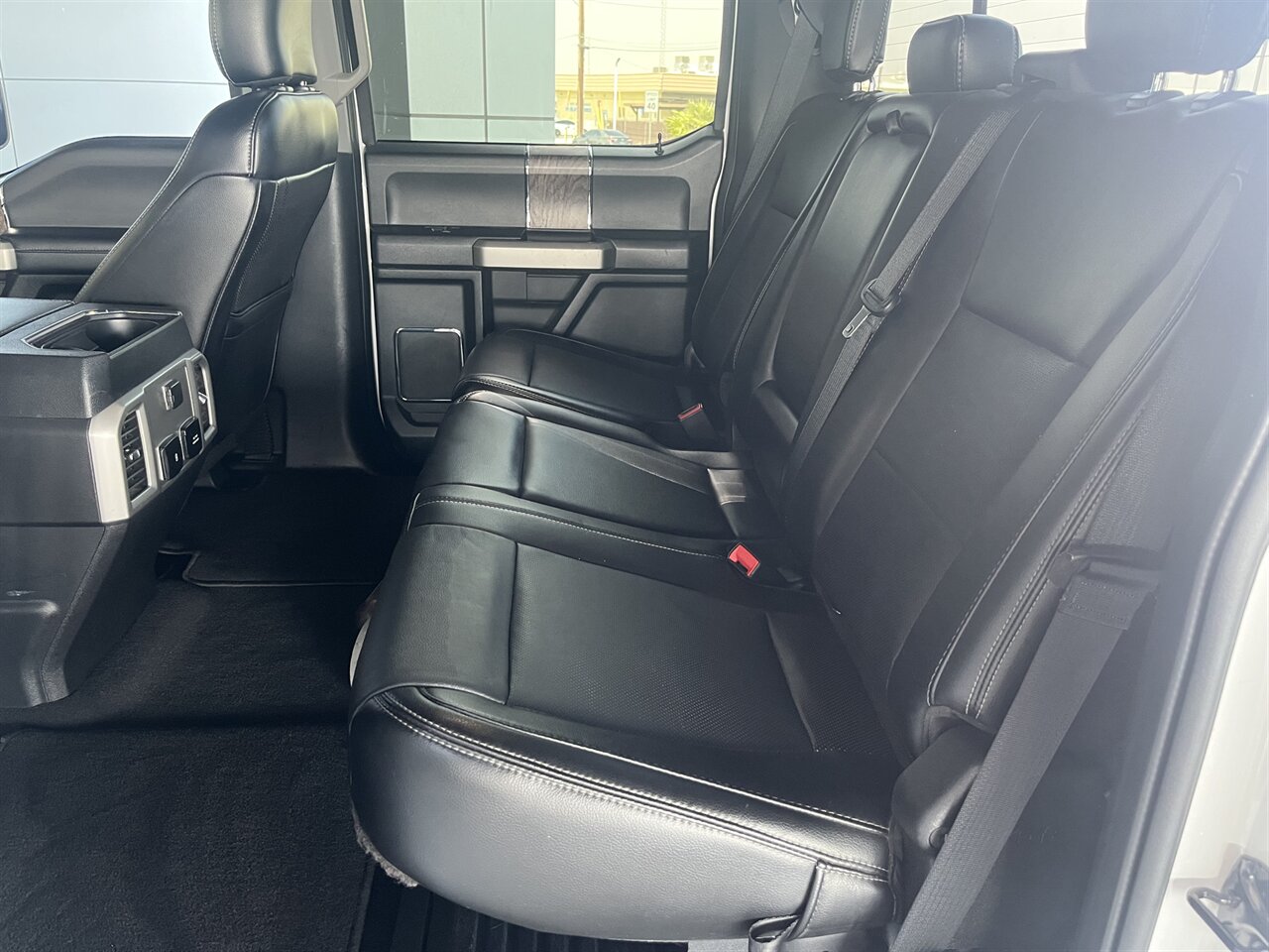 2019 Ford F-250 Super Duty lariat - Photo 26 - Victorville, CA 92392