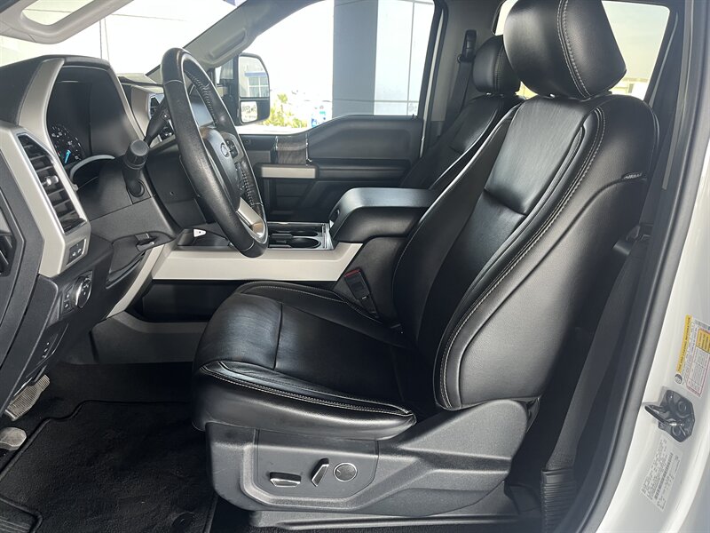 2019 Ford F-250 Super Duty lariat  