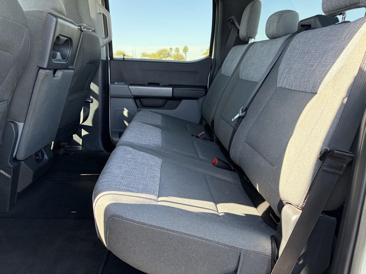 2024 Ford F-250 Super Duty XLT   - Photo 13 - Victorville, CA 92392