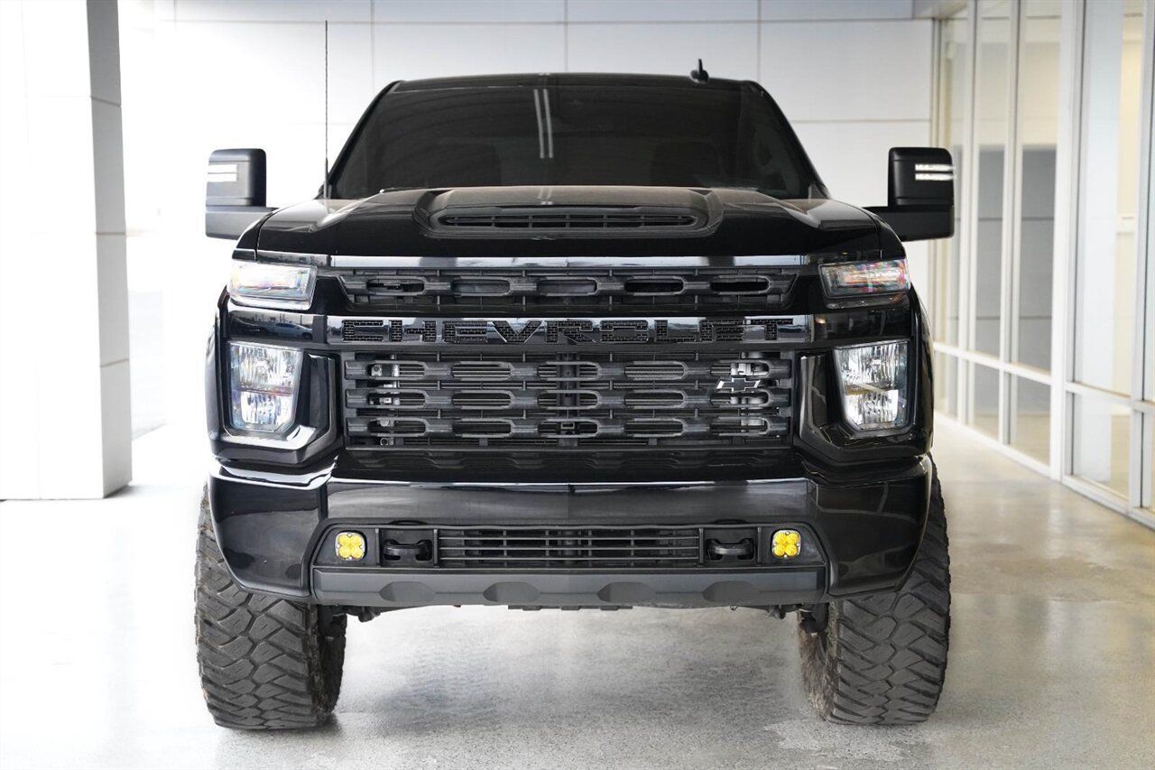 2021 Chevrolet Silverado 2500HD Custom   - Photo 14 - Victorville, CA 92392