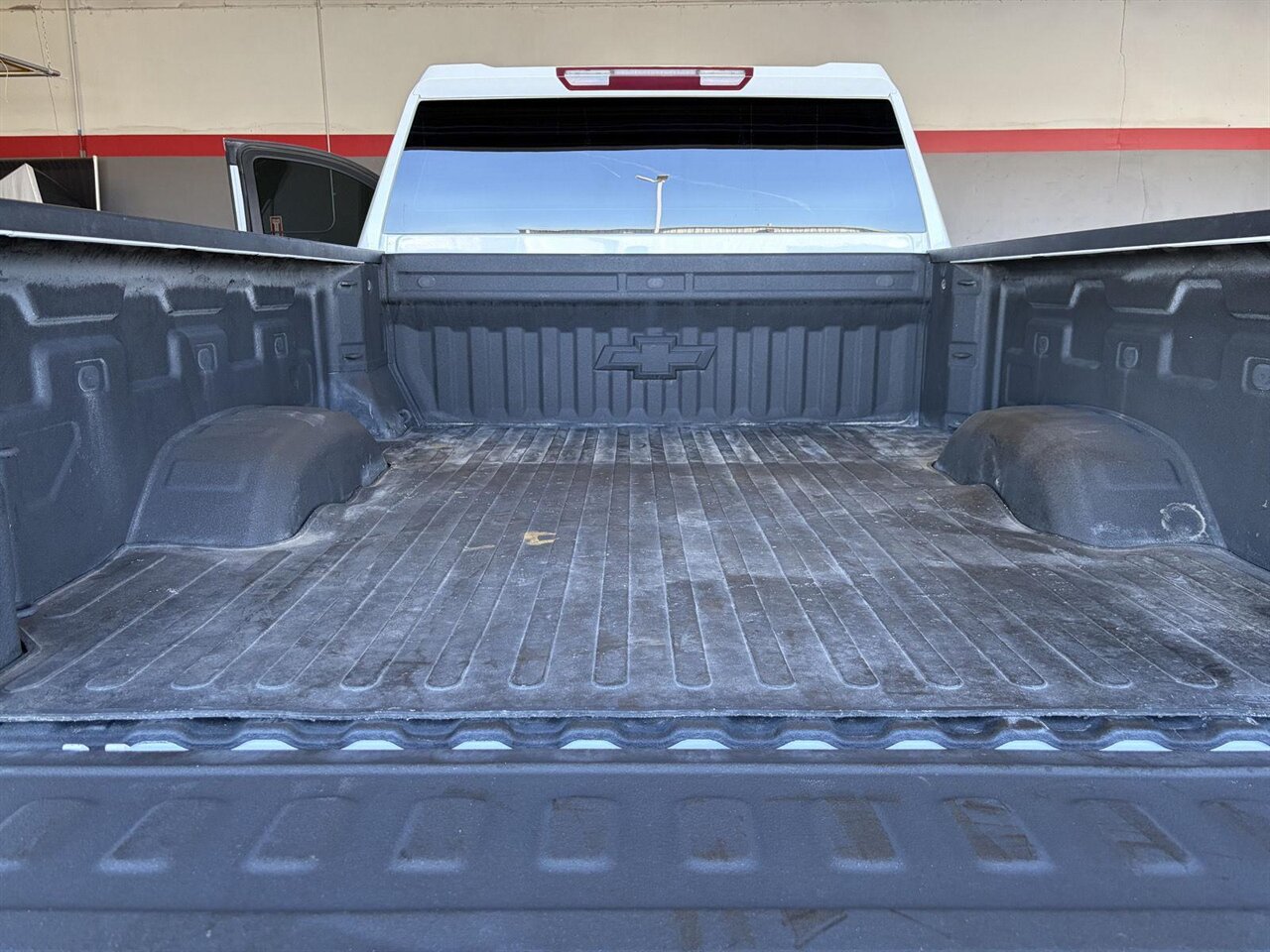 2023 Chevrolet Silverado 2500HD LT - Photo 9 - Victorville, CA 92392