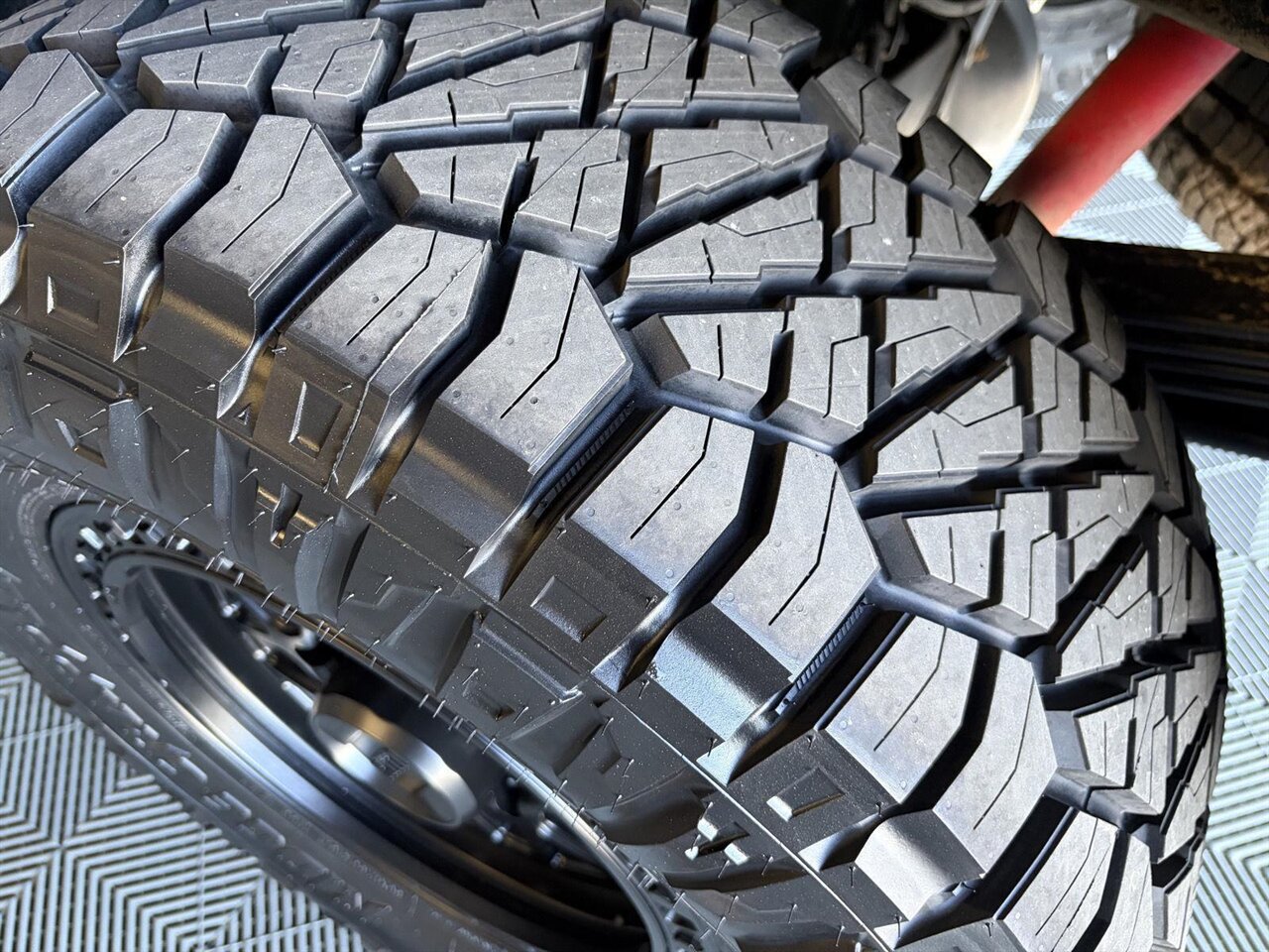 2023 Chevrolet Silverado 2500HD LT - Photo 12 - Victorville, CA 92392