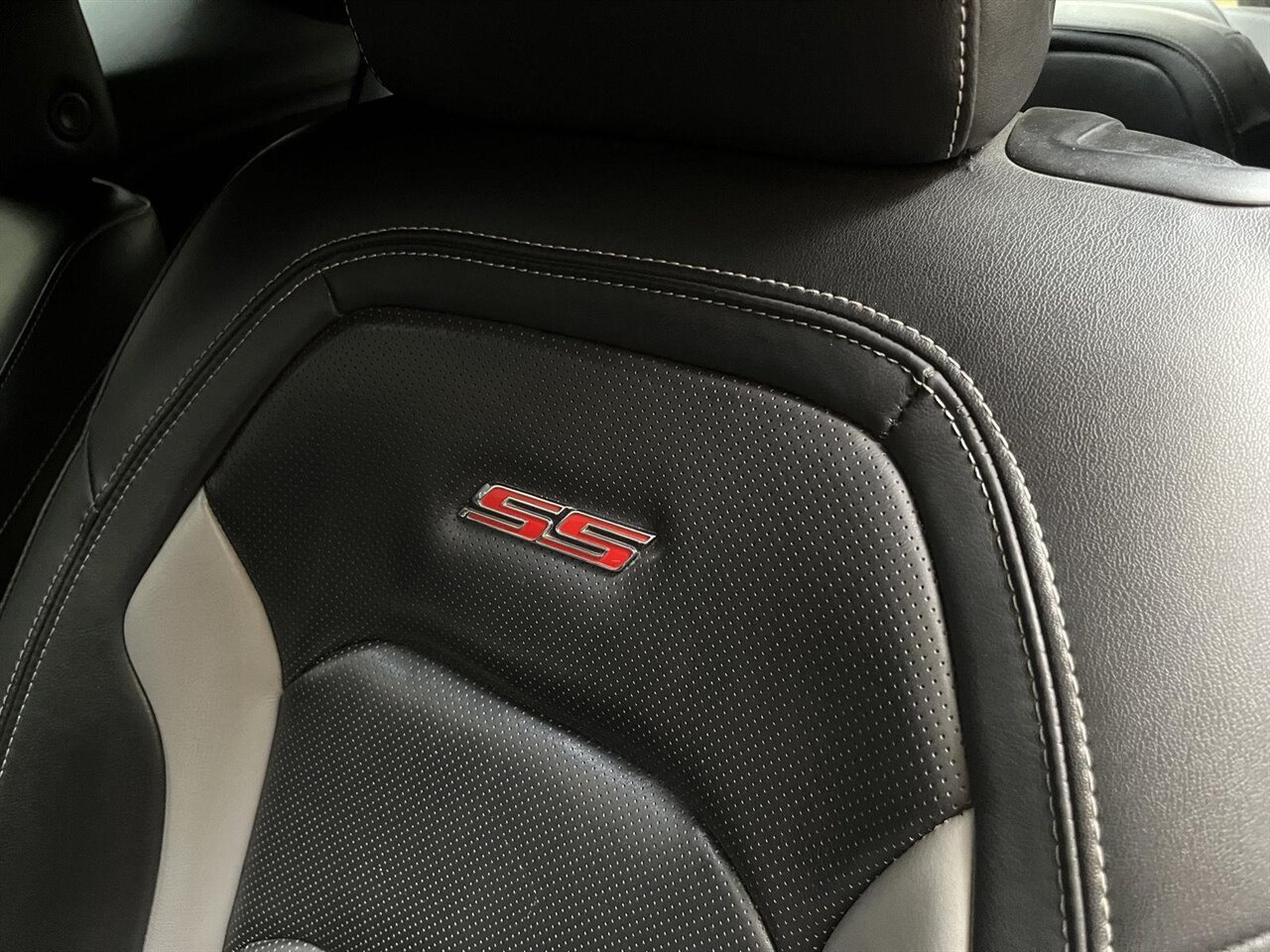 2019 Chevrolet Camaro SS - Photo 21 - Victorville, CA 92392