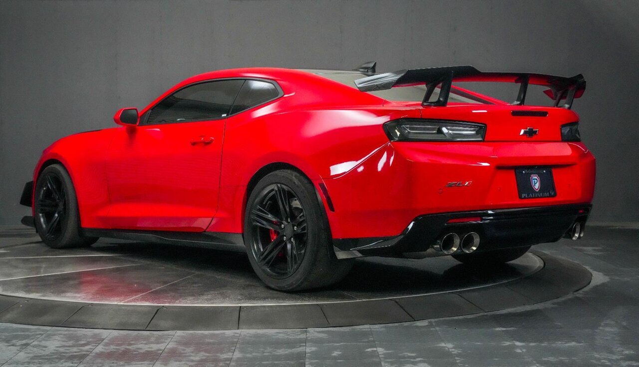 2018 Chevrolet Camaro ZL1 - Photo 15 - Victorville, CA 92392