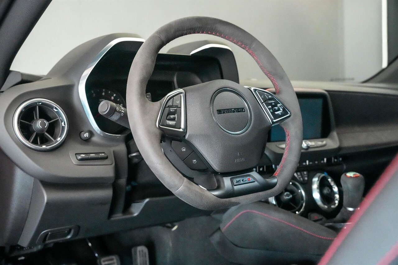 2018 Chevrolet Camaro ZL1 - Photo 3 - Victorville, CA 92392