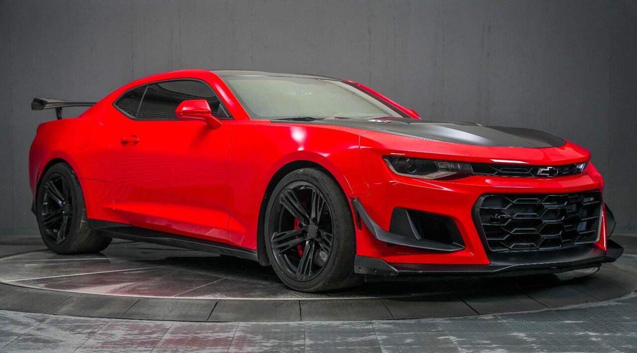 2018 Chevrolet Camaro ZL1 - Photo 8 - Victorville, CA 92392