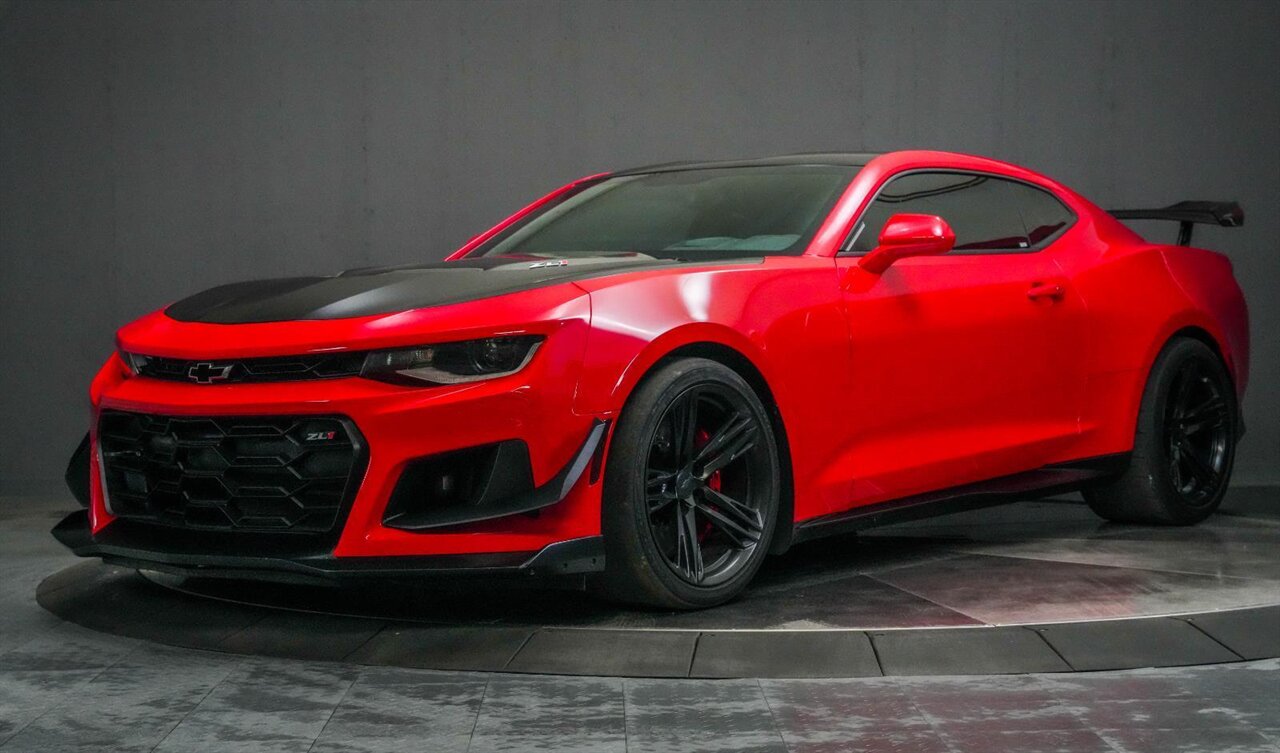 2018 Chevrolet Camaro ZL1 - Photo 11 - Victorville, CA 92392