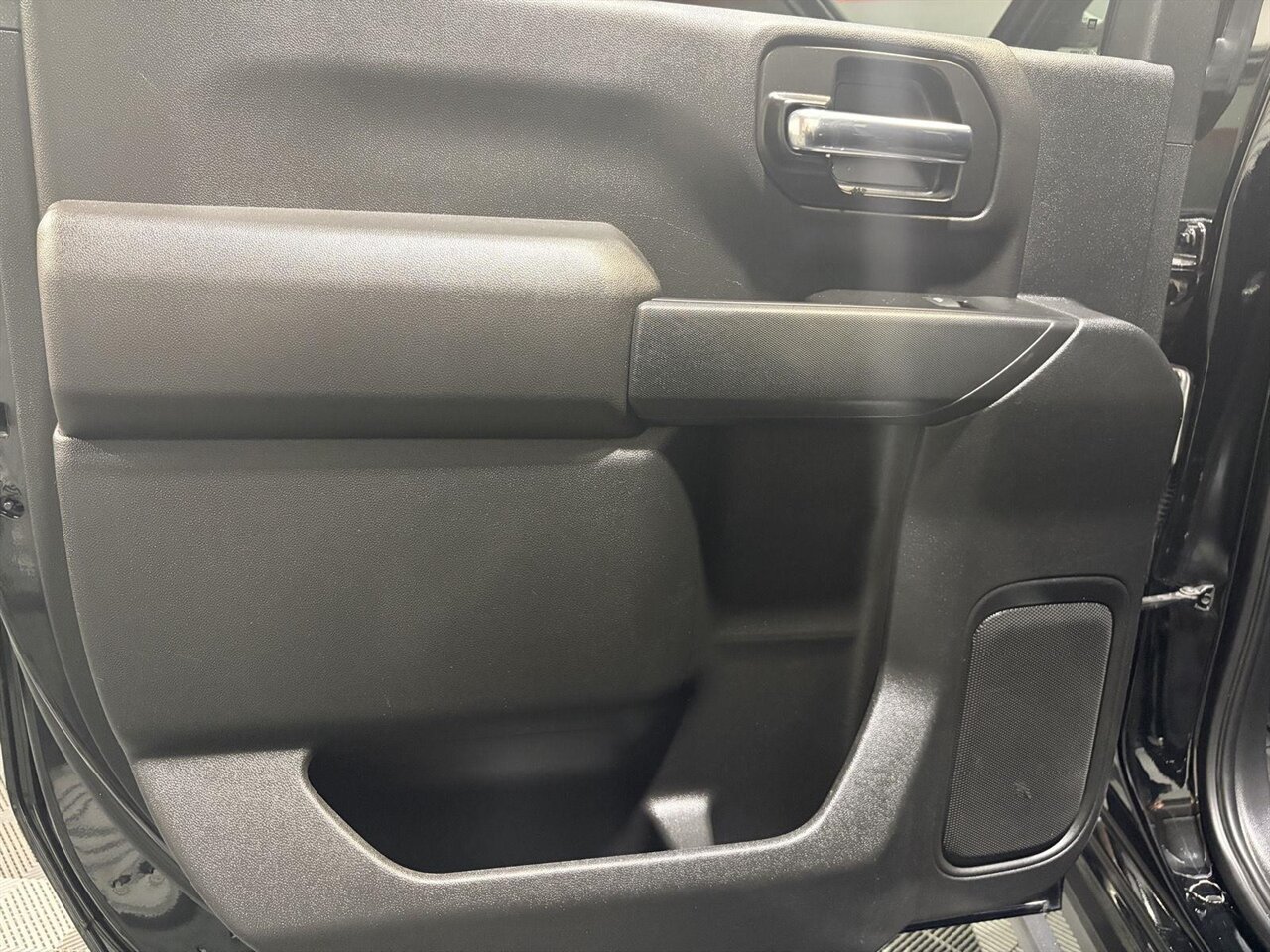 2020 Chevrolet Silverado 2500HD LT   - Photo 20 - Victorville, CA 92392