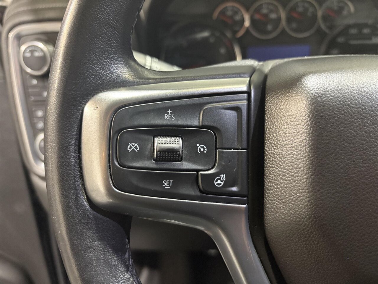 2020 Chevrolet Silverado 2500HD LT   - Photo 18 - Victorville, CA 92392