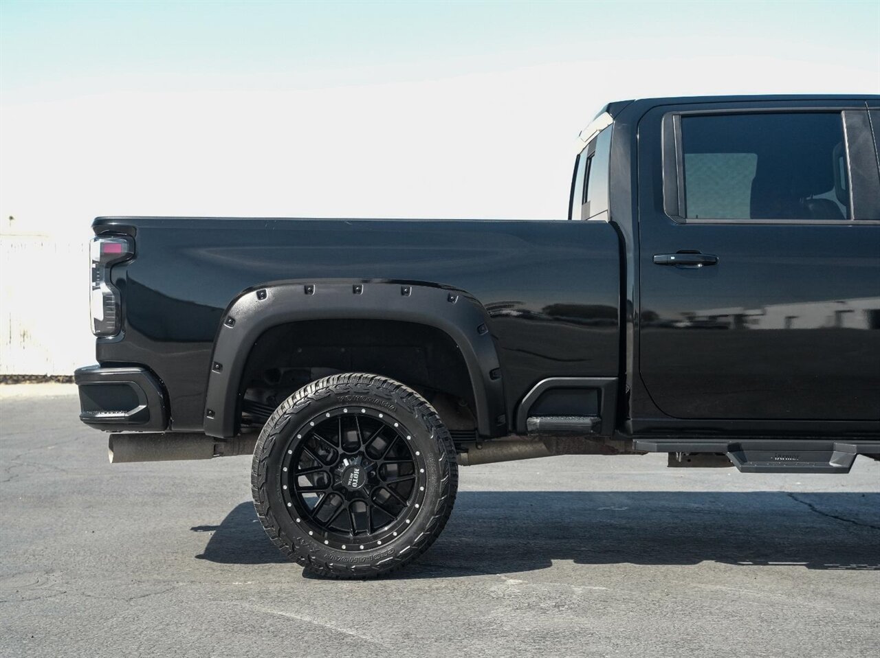 2020 Chevrolet Silverado 2500HD LT   - Photo 12 - Victorville, CA 92392