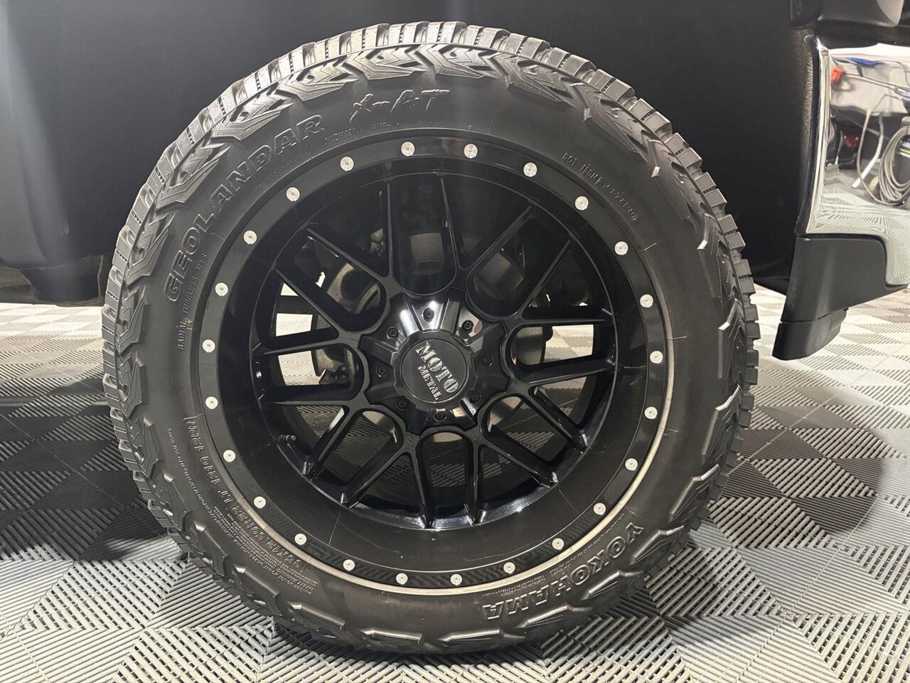 2020 Chevrolet Silverado 2500HD LT   - Photo 34 - Victorville, CA 92392