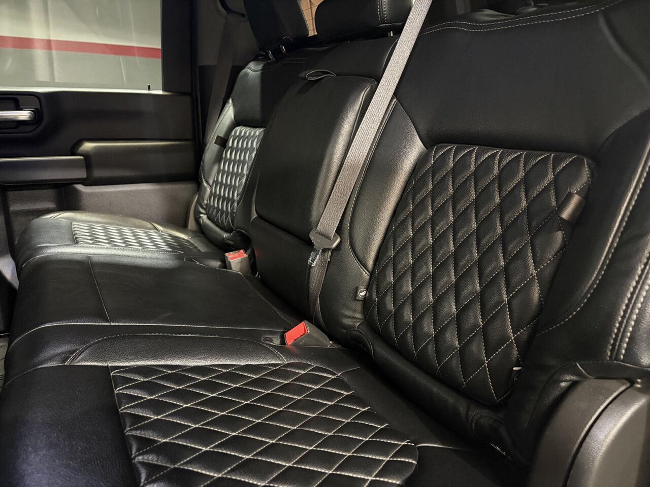 2020 Chevrolet Silverado 2500HD LT   - Photo 21 - Victorville, CA 92392