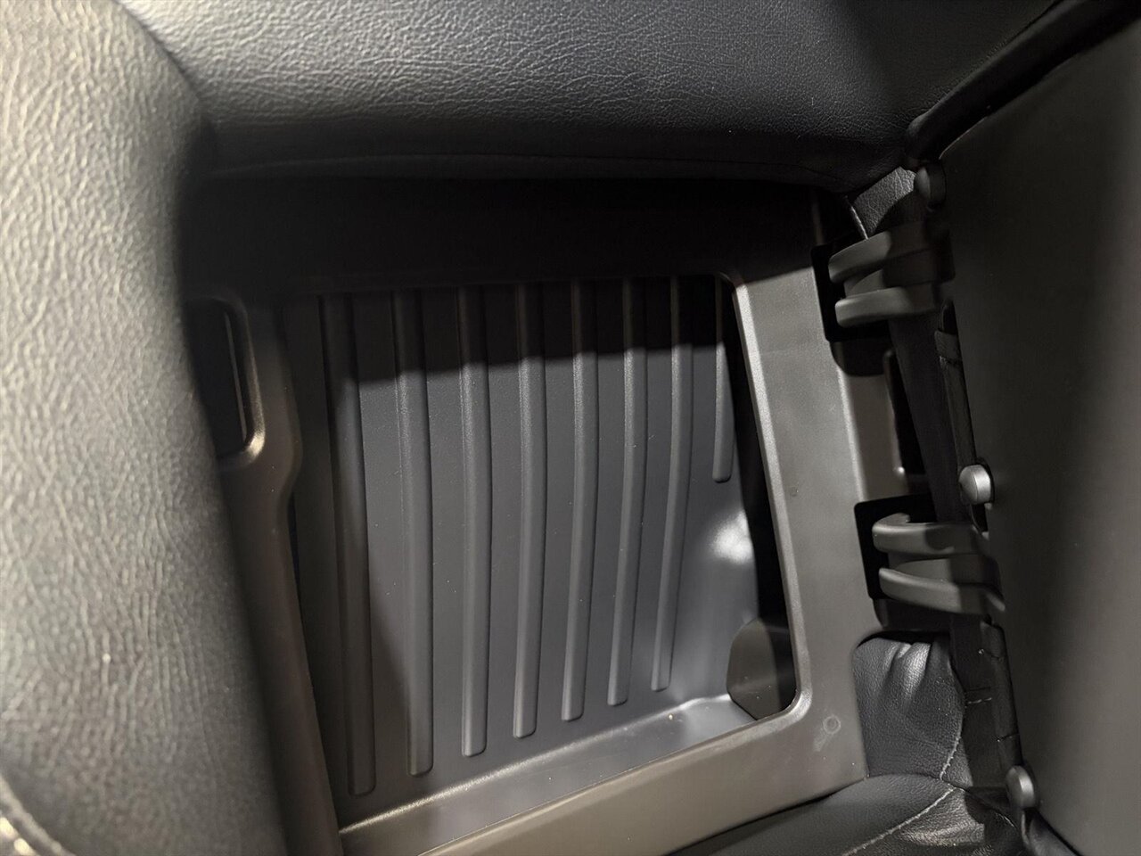 2020 Chevrolet Silverado 2500HD LT   - Photo 32 - Victorville, CA 92392