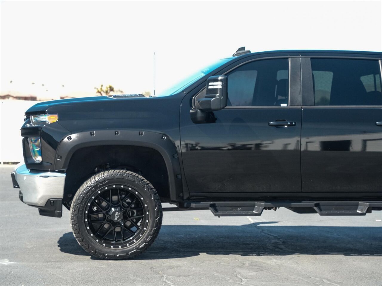 2020 Chevrolet Silverado 2500HD LT   - Photo 5 - Victorville, CA 92392