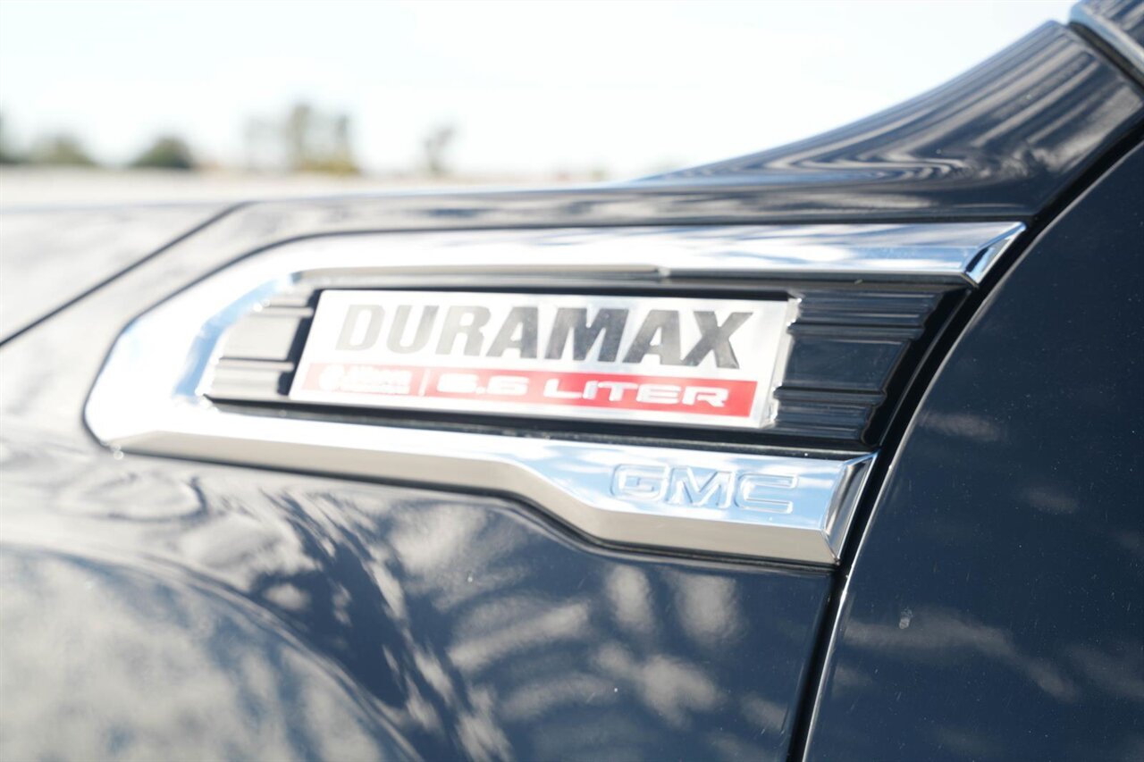 2023 GMC Sierra 2500HD SLT   - Photo 13 - Victorville, CA 92392