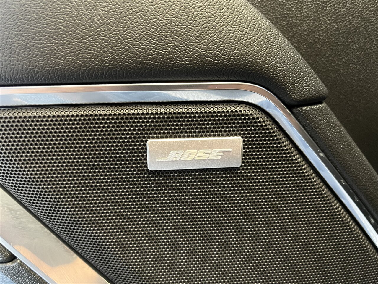 2024 Chevrolet Silverado 1500 LT Trail Boss 6.2 V8 - Sunroof - Photo 19 - Victorville, CA 92392