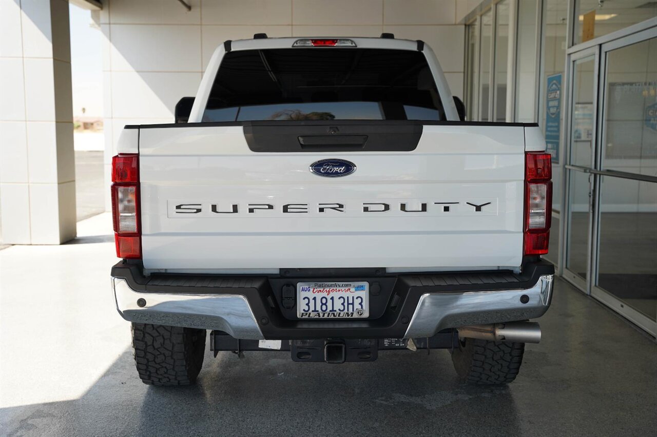 2022 Ford F-250 Super Duty XLT   - Photo 5 - Victorville, CA 92392