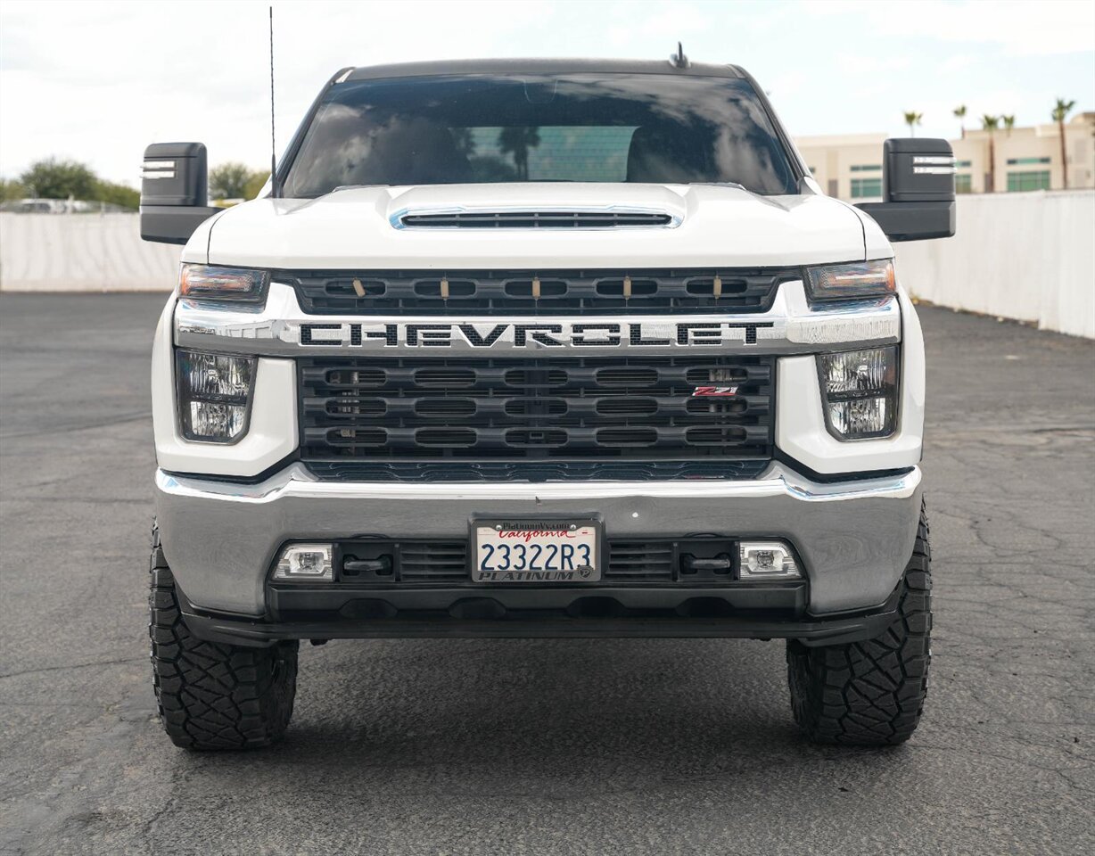 2023 Chevrolet Silverado 2500HD LT   - Photo 15 - Victorville, CA 92392