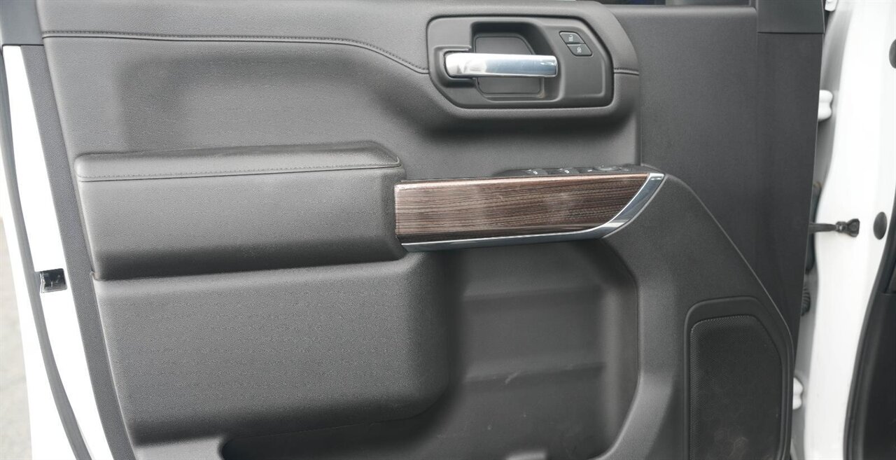 2023 Chevrolet Silverado 2500HD LT   - Photo 21 - Victorville, CA 92392