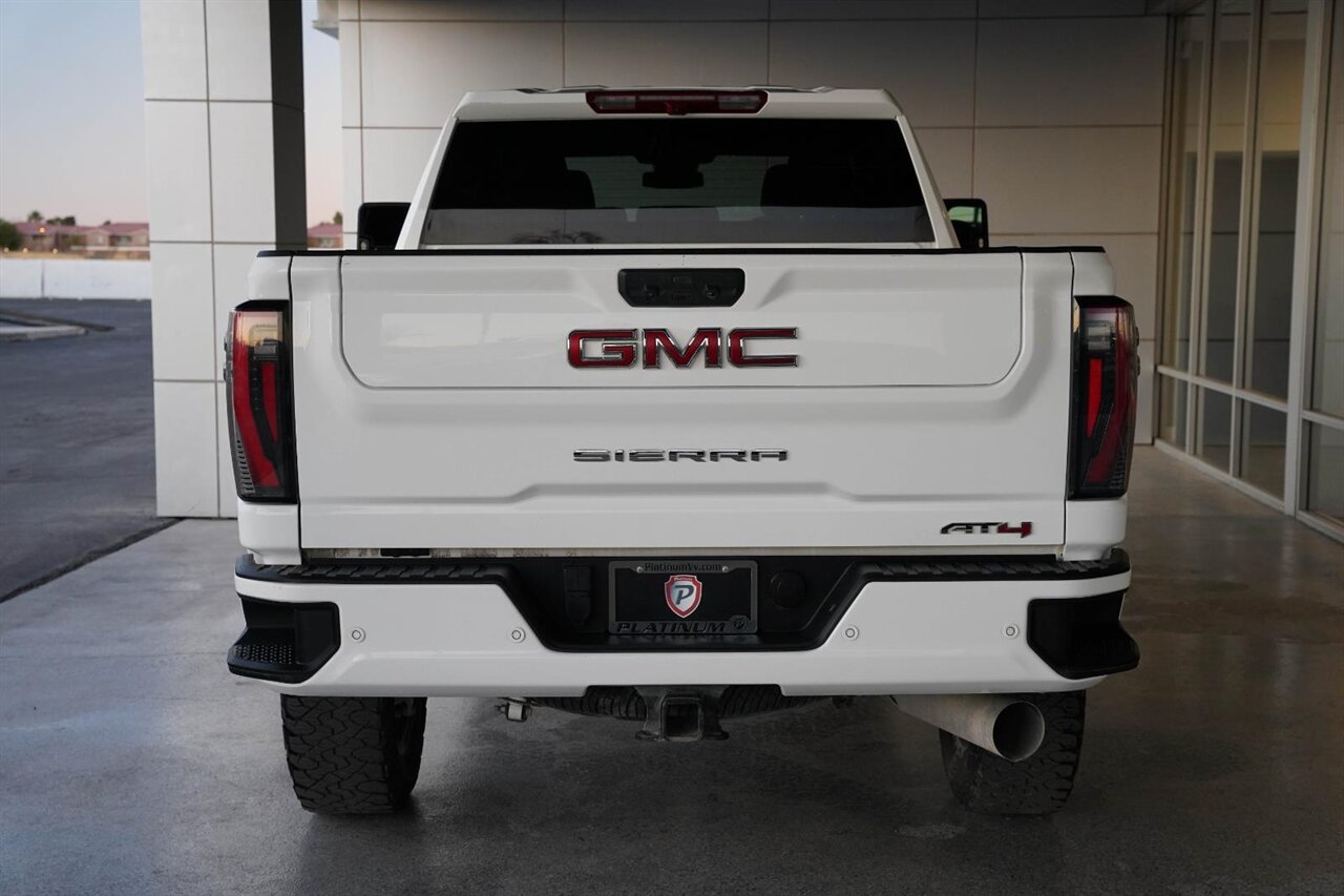 2024 GMC Sierra 2500HD AT4   - Photo 15 - Victorville, CA 92392