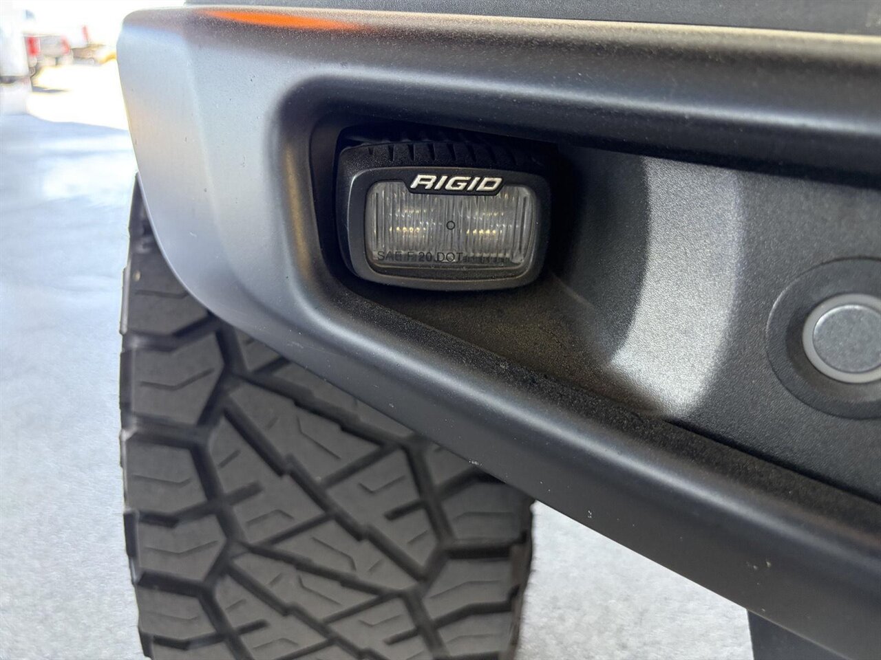 2022 Ford F-150 Raptor Custom Wheels 37 " Tires / Carbon Fiber Wheel Flairs / PPF - Photo 16 - Victorville, CA 92392