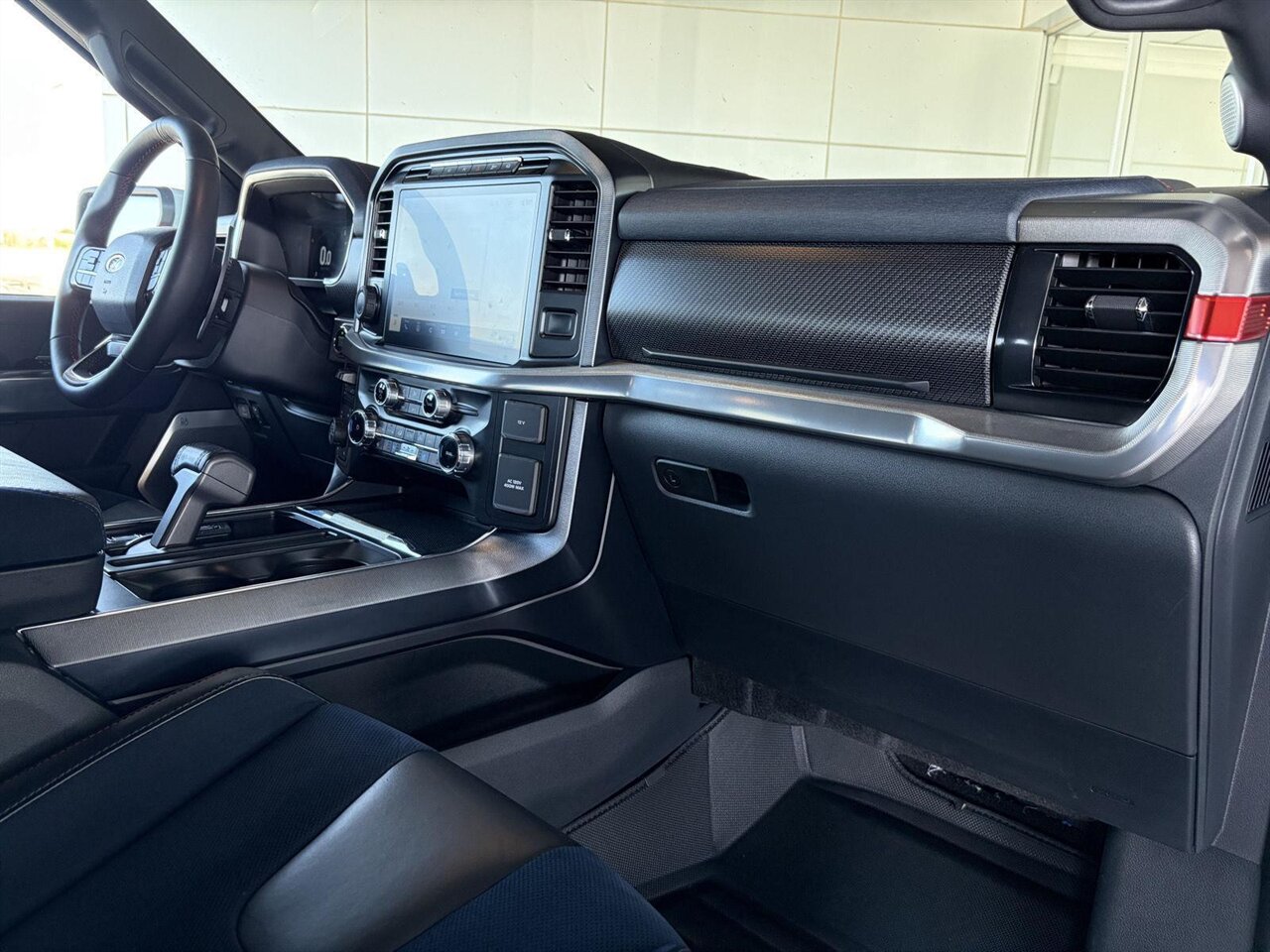 2022 Ford F-150 Raptor Custom Wheels 37 " Tires / Carbon Fiber Wheel Flairs / PPF - Photo 40 - Victorville, CA 92392